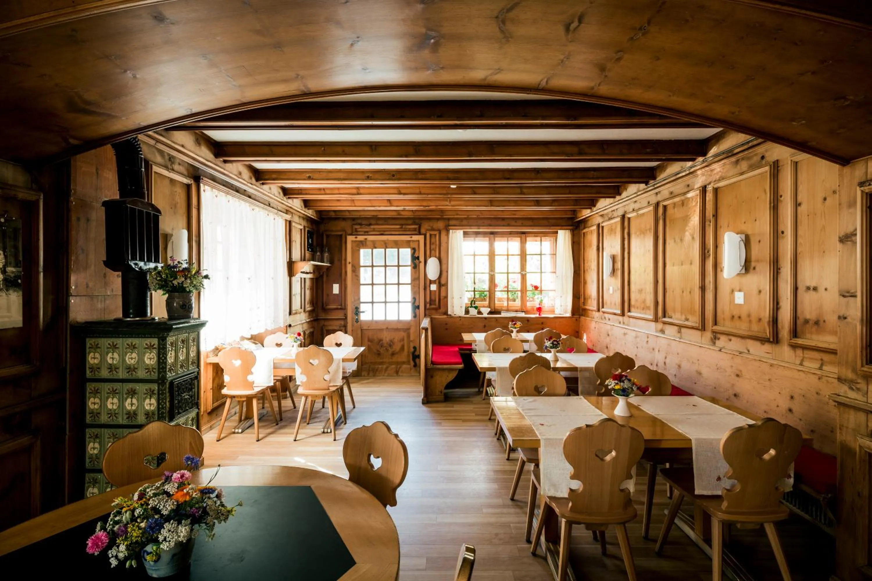 Restaurant/places to eat in Raselli Sport Hotel