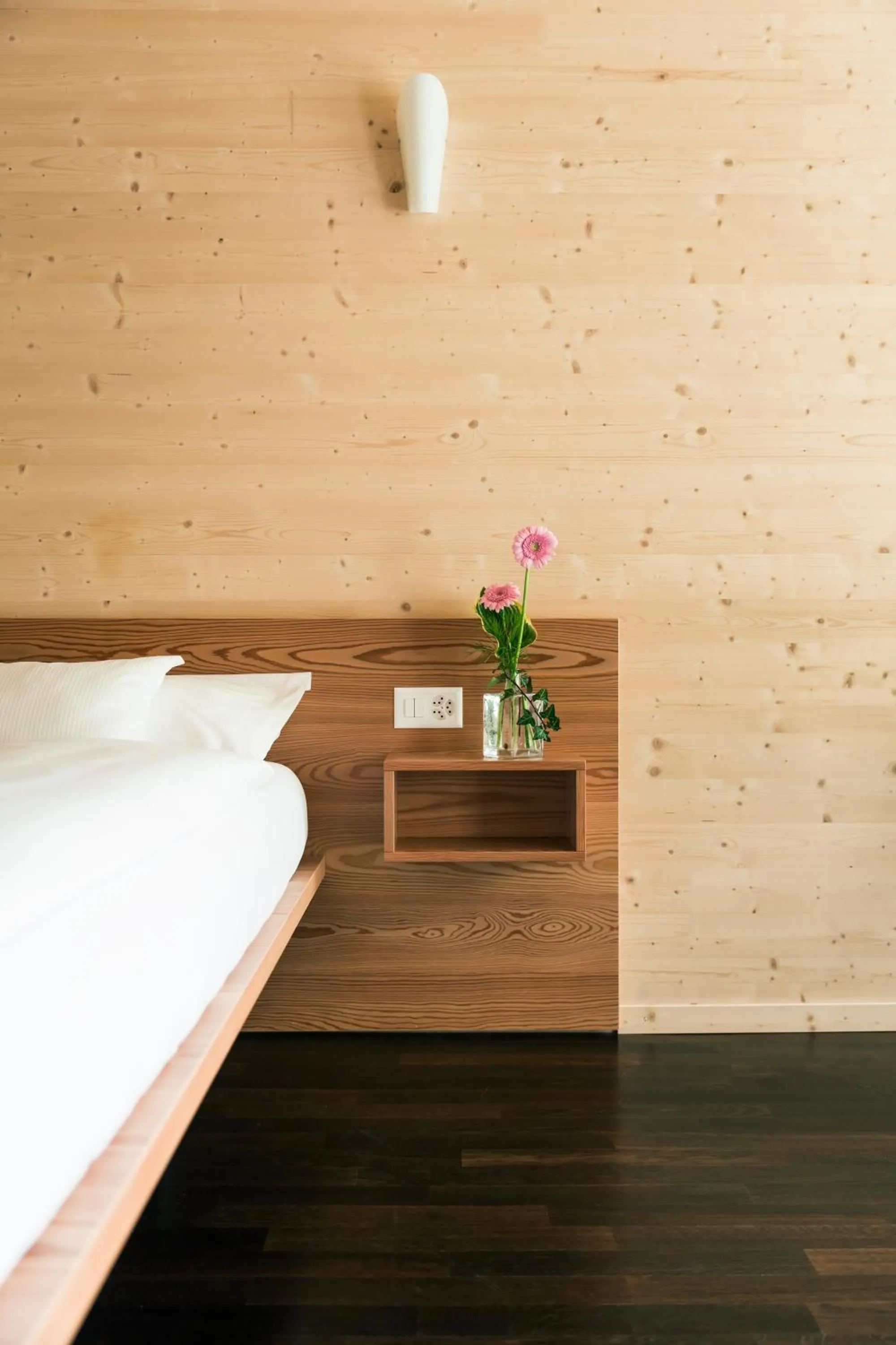 Decorative detail, Bed in Raselli Sport Hotel