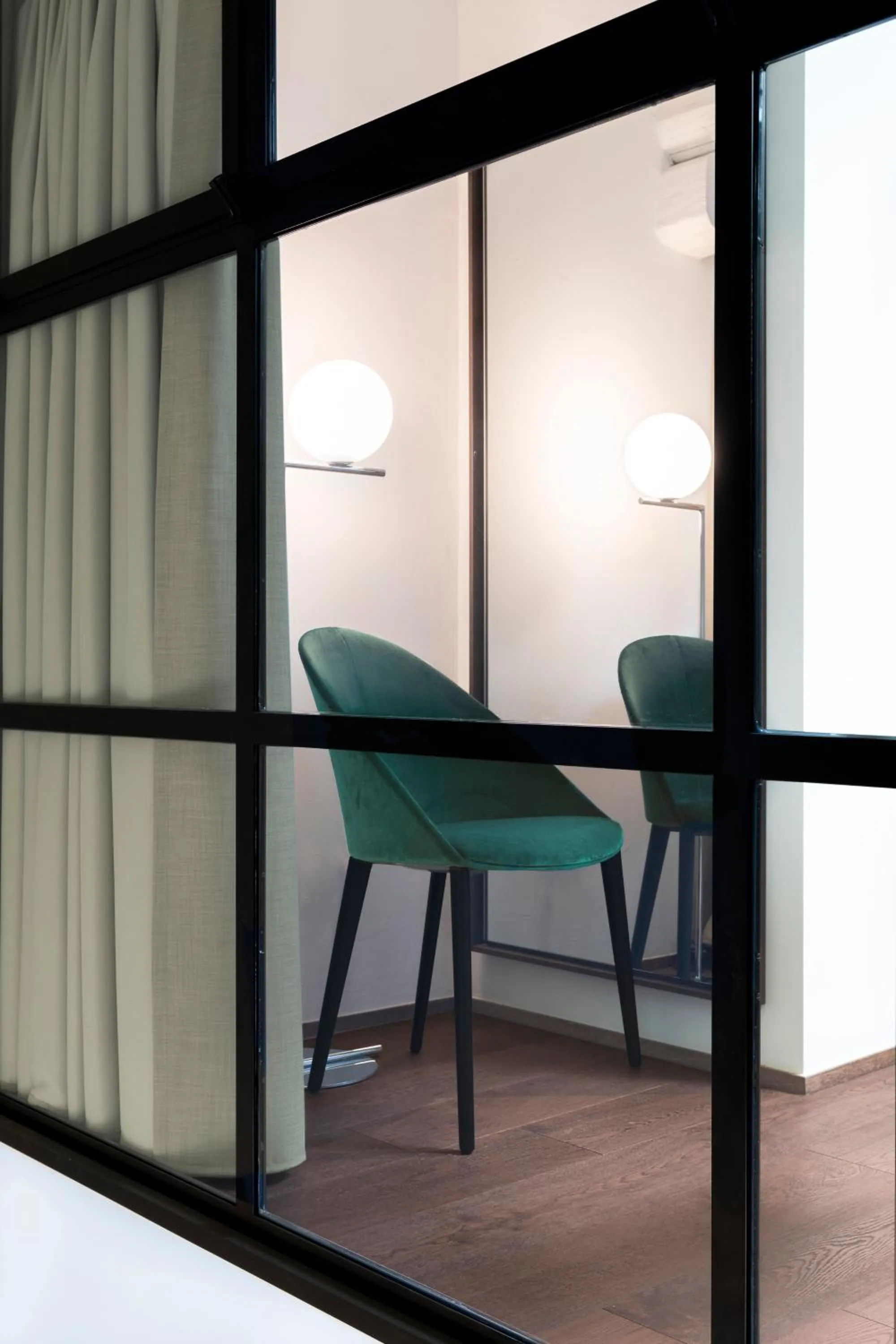 Bedroom in Cavour Deluxe by Mmega