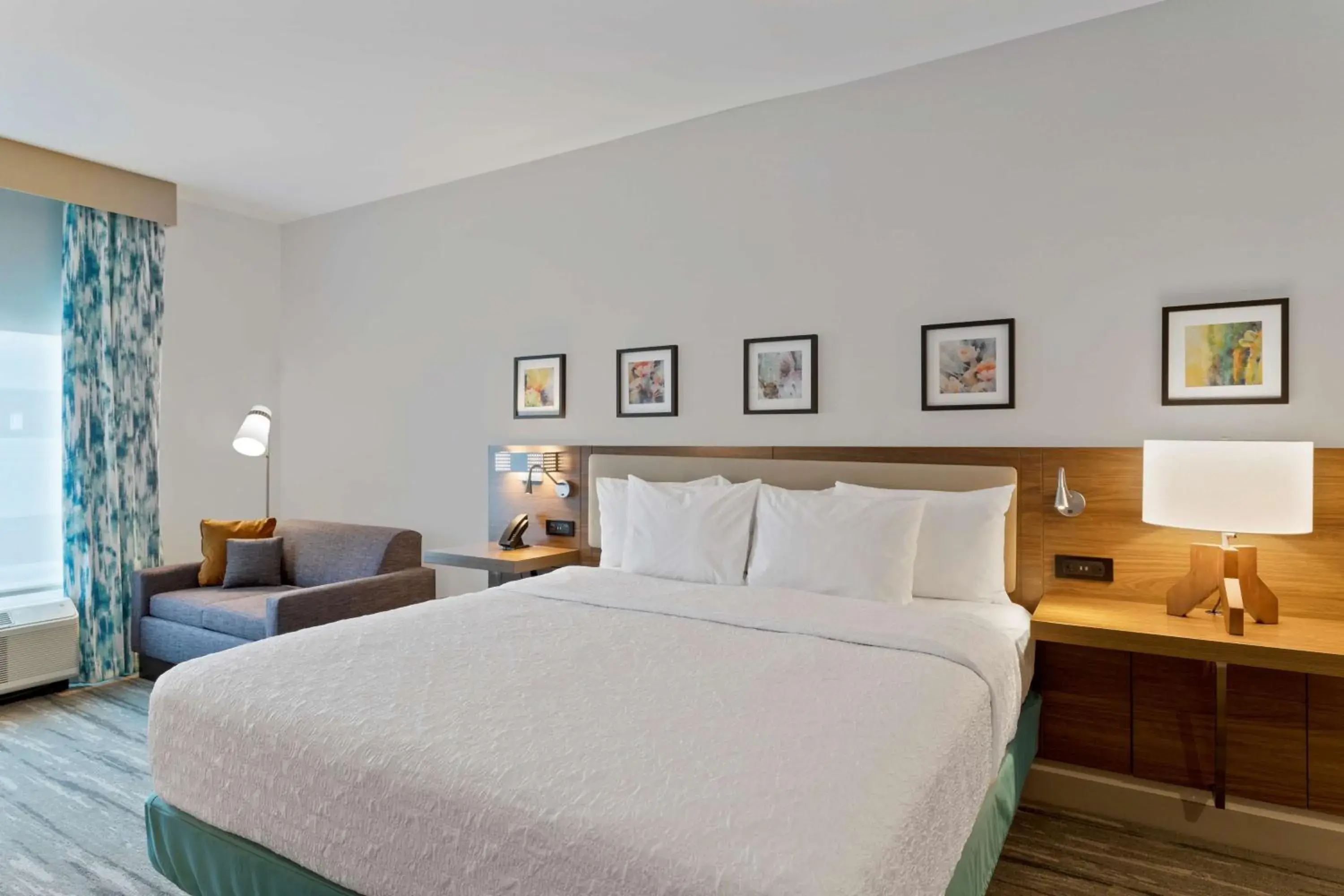 Living room, Bed in Hilton Garden Inn Houston Medical Center, TX Living room, Bed in Hilton Garden Inn Houston Medical Center, TX