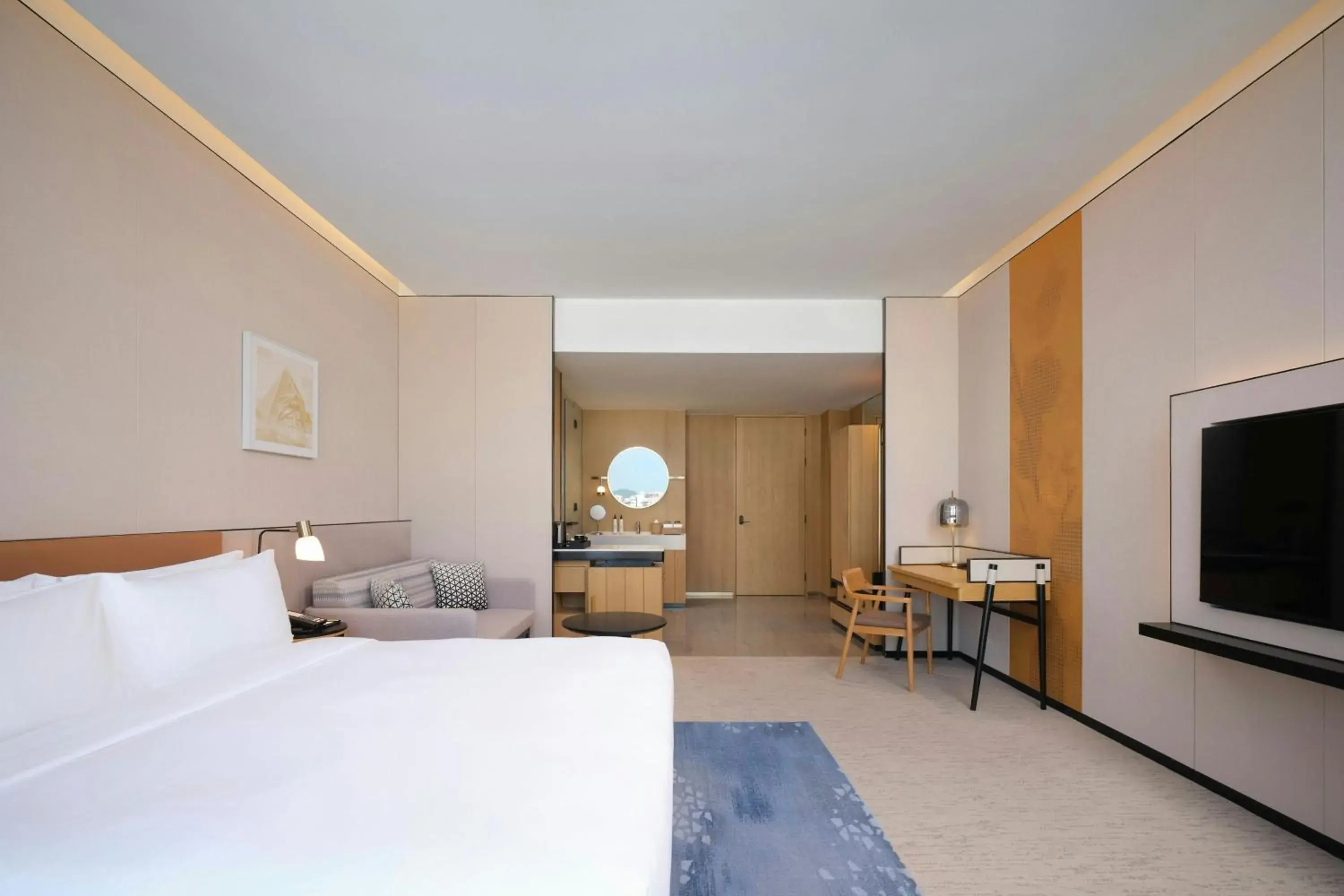 Executive Queen Room in The Mercury Garden Shenzhen Nanshan, A Tribute Portfolio Hotel Executive Queen Room in The Mercury Garden Shenzhen Nanshan, A Tribute Portfolio Hotel