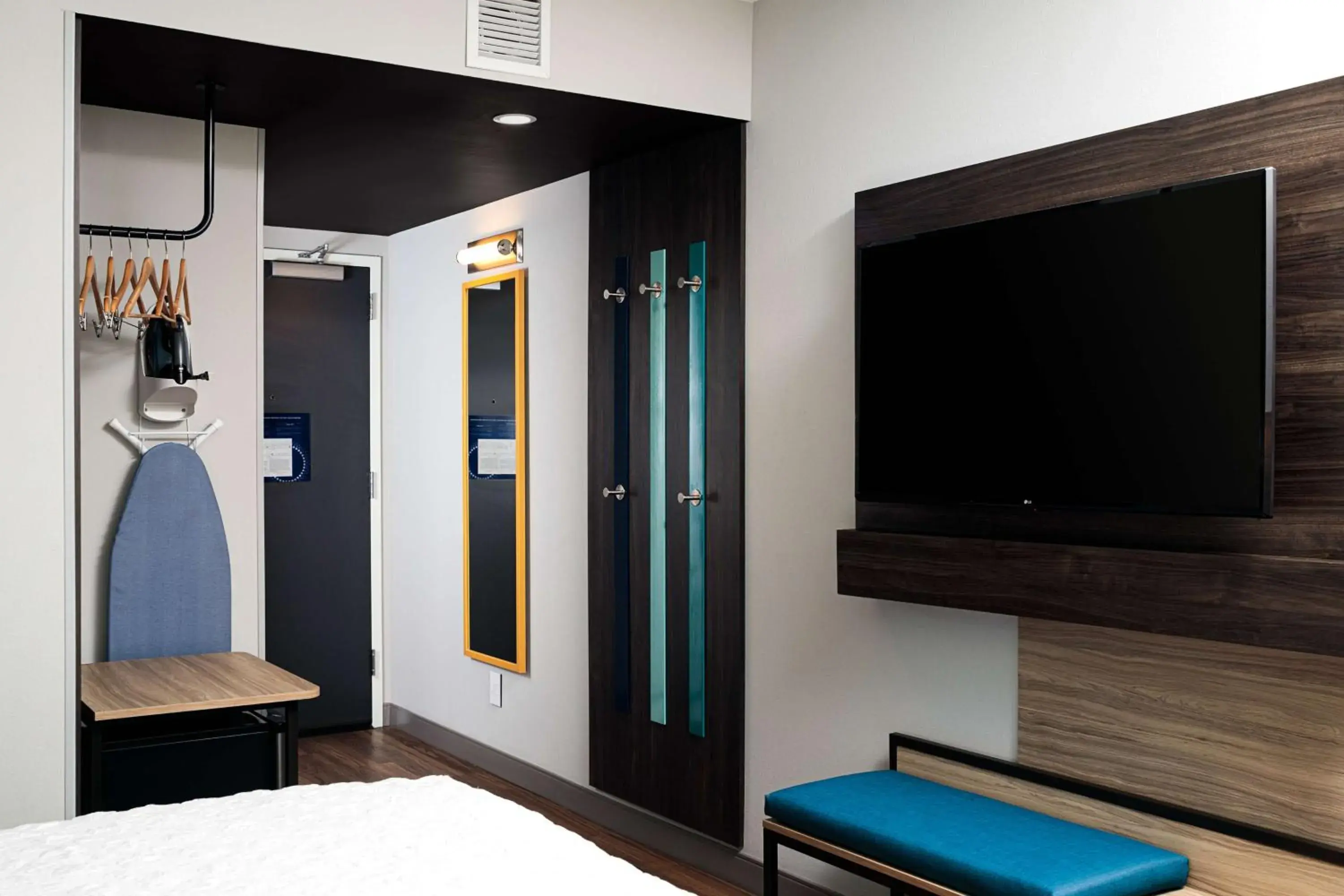 Bed in Tru By Hilton Mt. Juliet, TN Bed in Tru By Hilton Mt. Juliet, TN