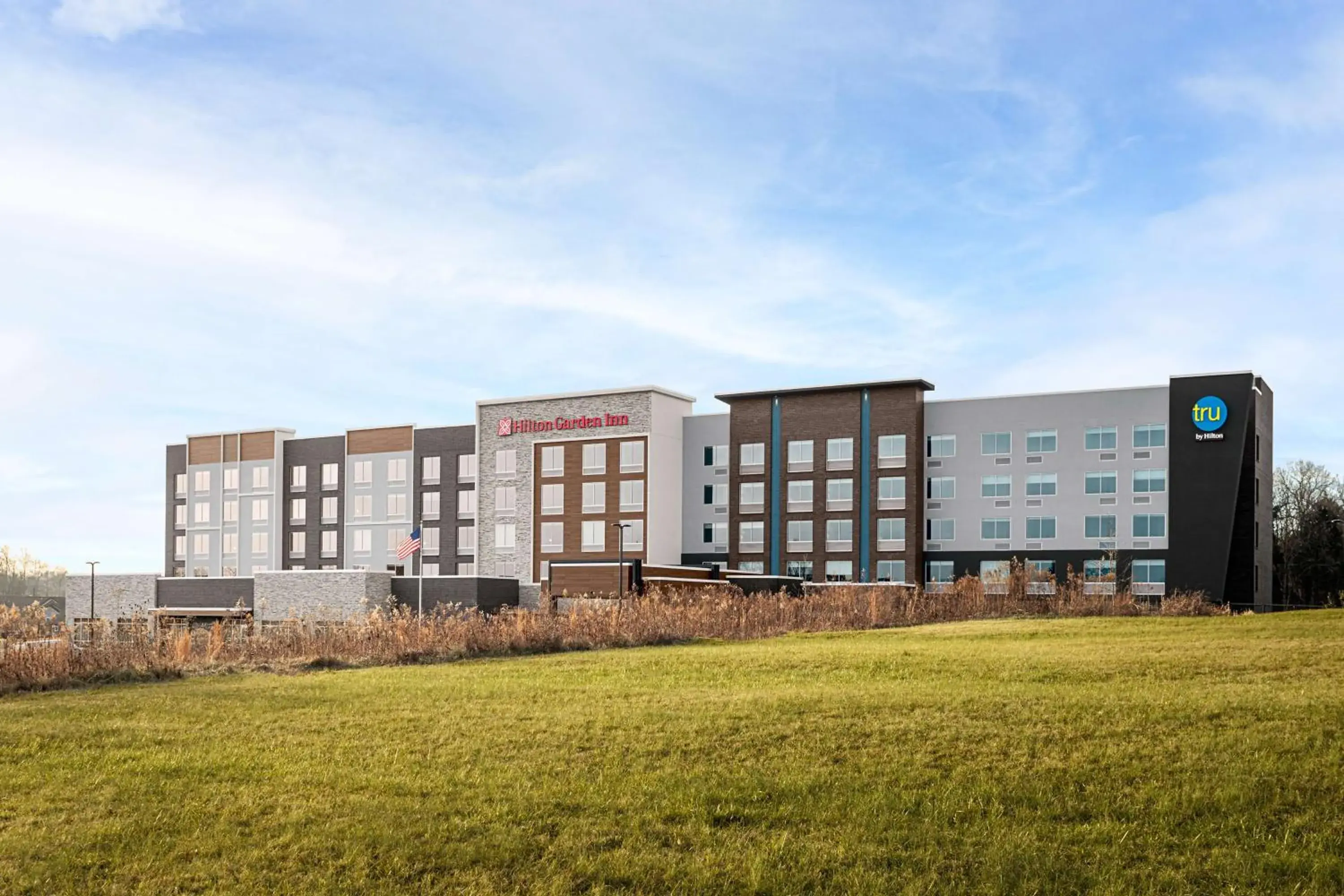 Property building in Hilton Garden Inn Mt. Juliet, TN Property building in Hilton Garden Inn Mt. Juliet, TN