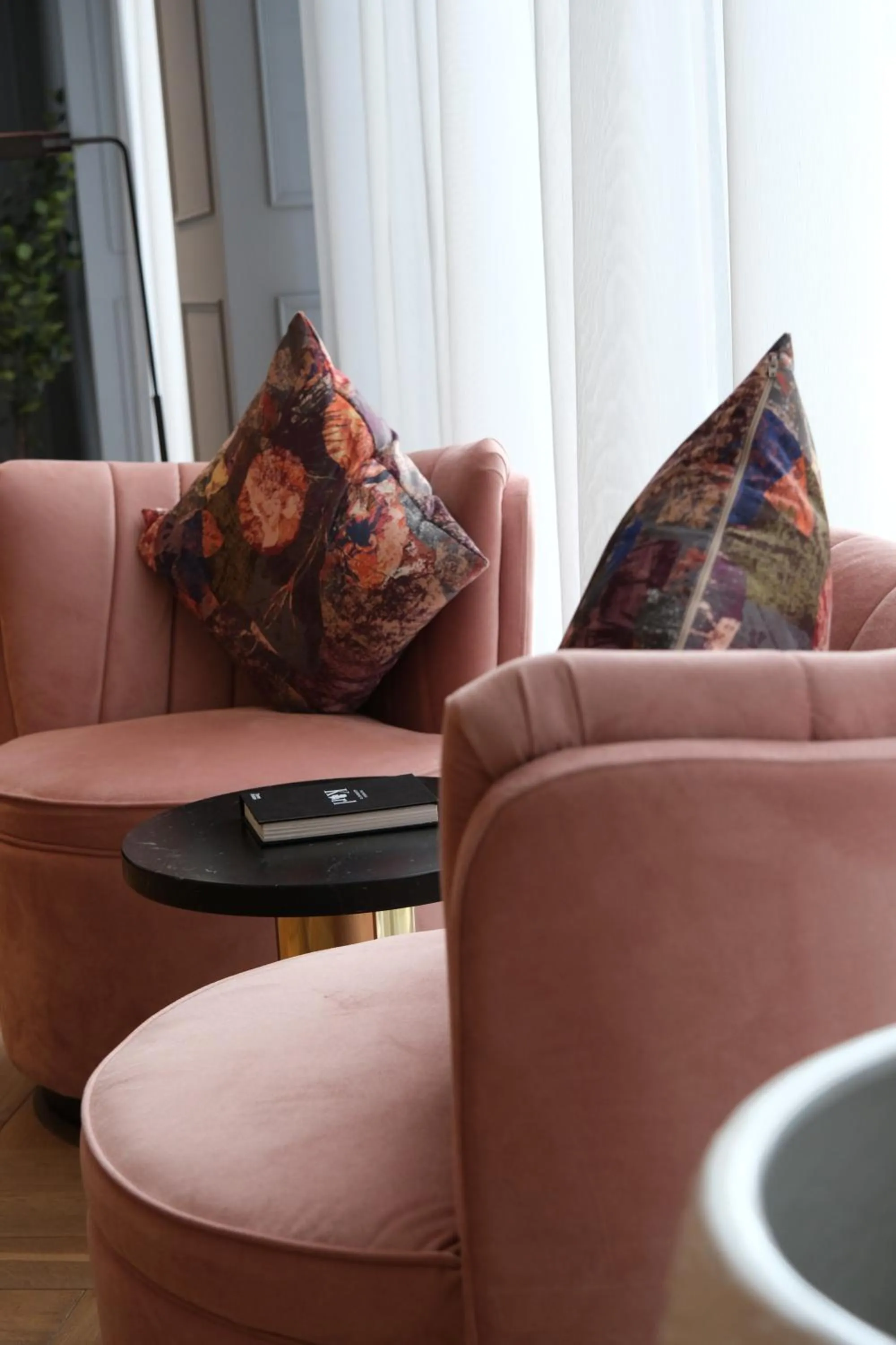 Communal lounge/ TV room in CitySuites 2 Aparthotel