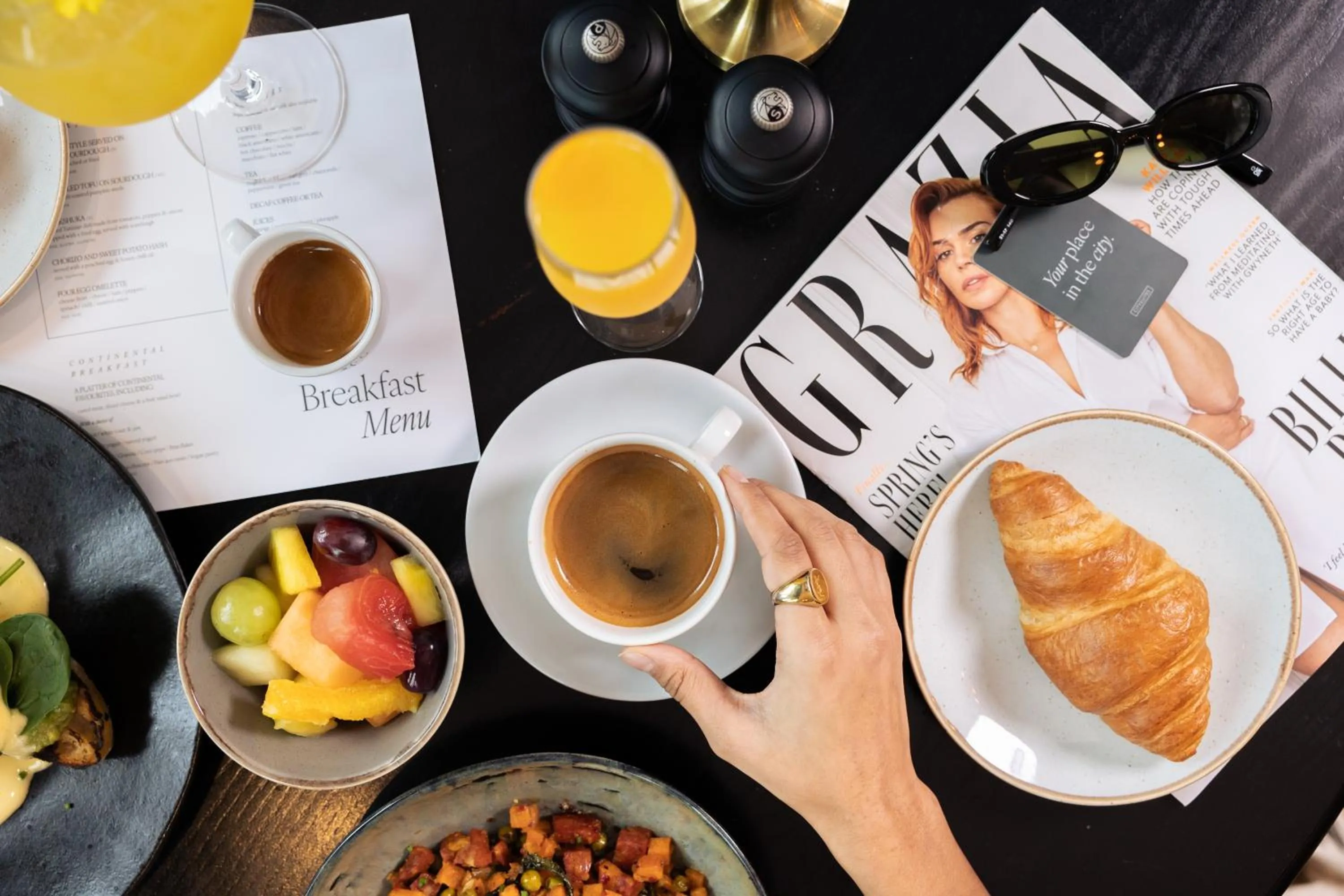 Restaurant/places to eat in CitySuites 2 Aparthotel