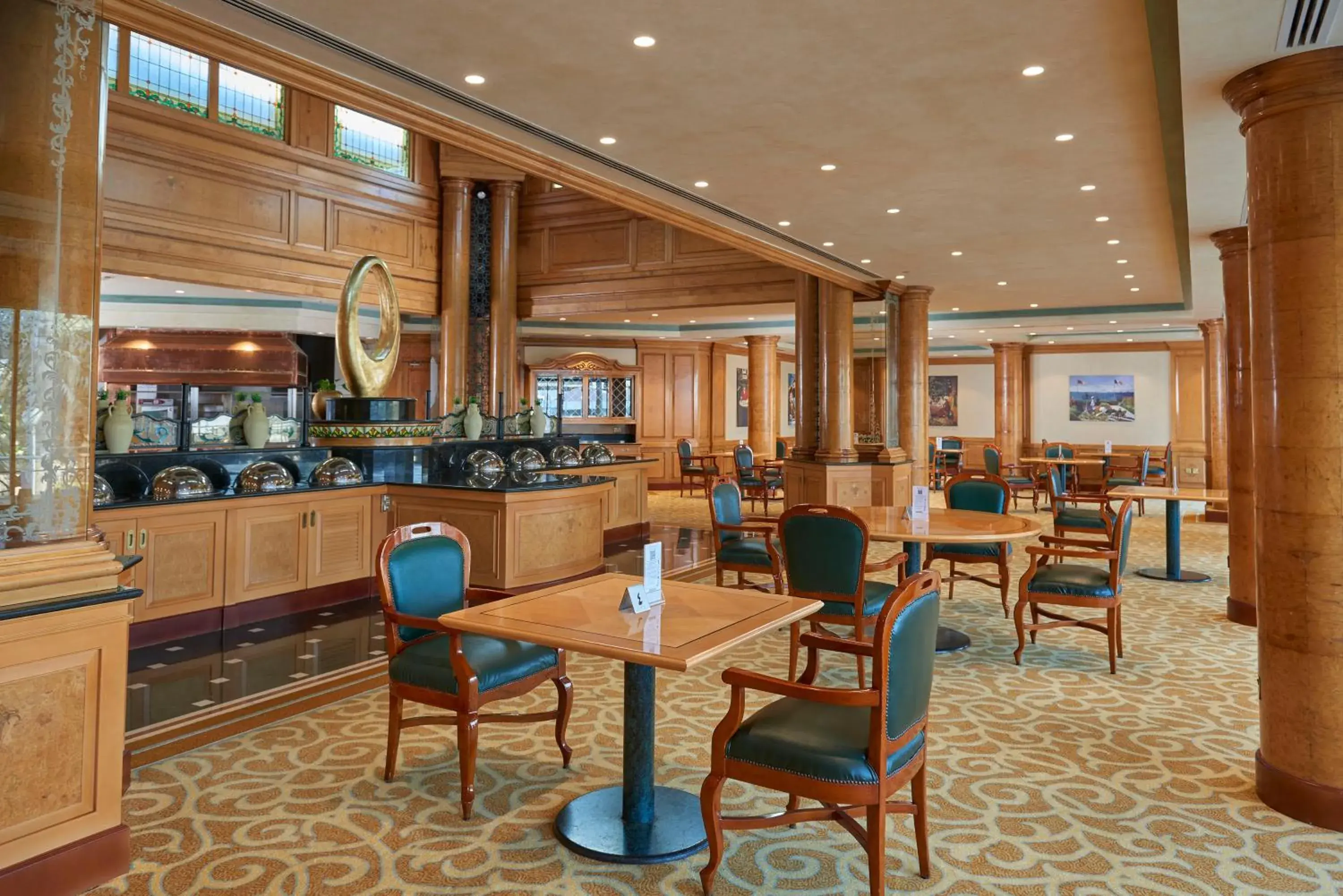 Restaurant/places to eat in Crowne Plaza Bahrain by IHG Restaurant/places to eat in Crowne Plaza Bahrain by IHG