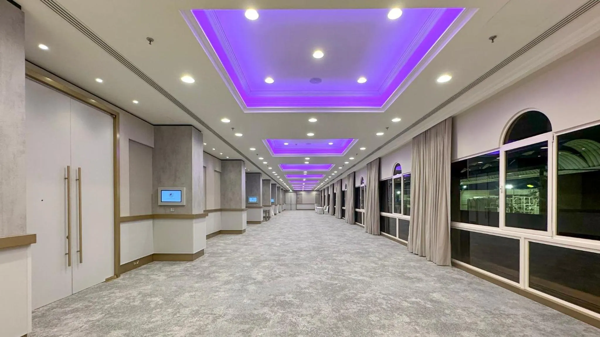 Meeting/conference room in Crowne Plaza Bahrain by IHG