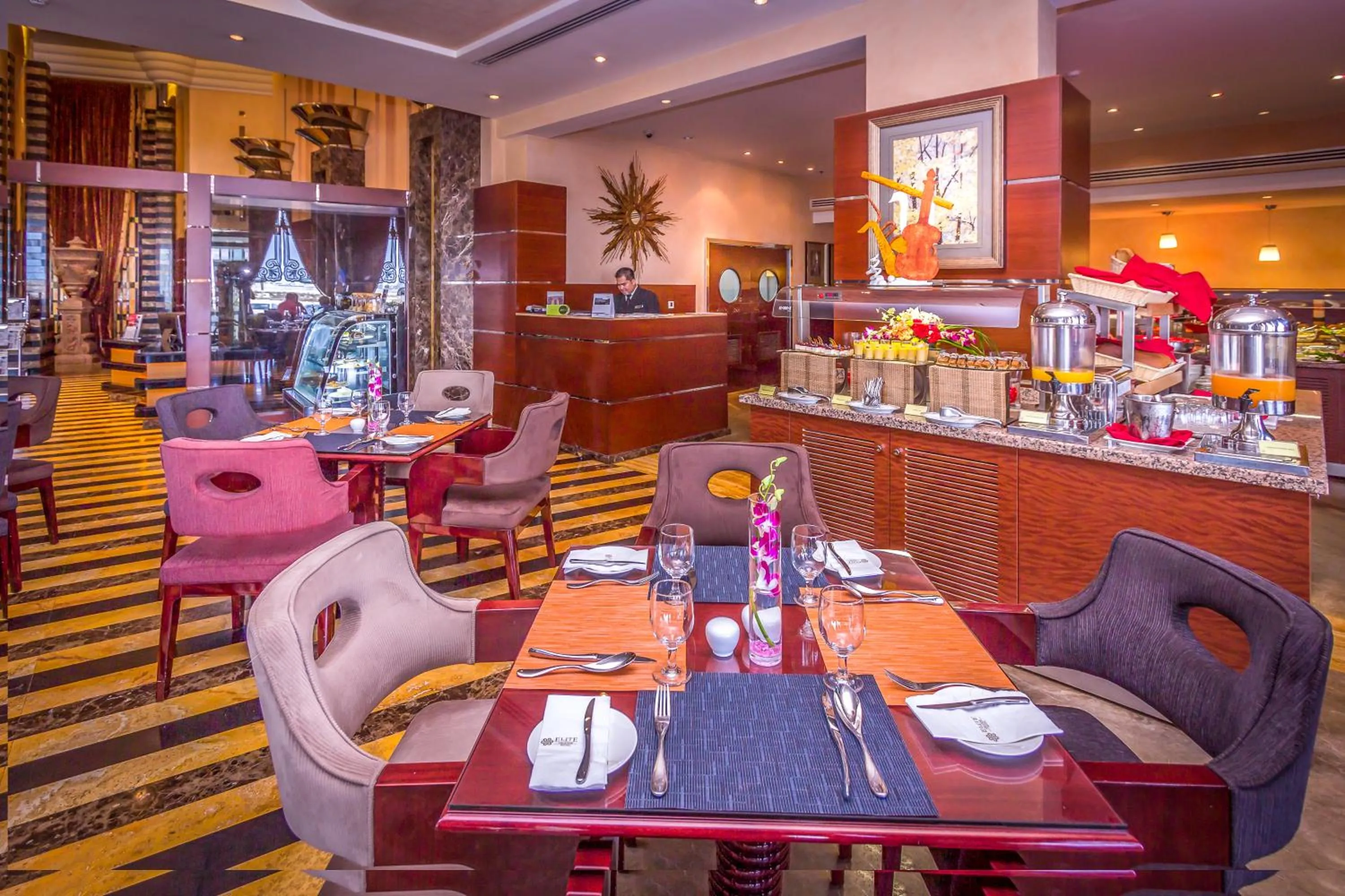 Restaurant/Places to Eat in Elite Grande Hotel