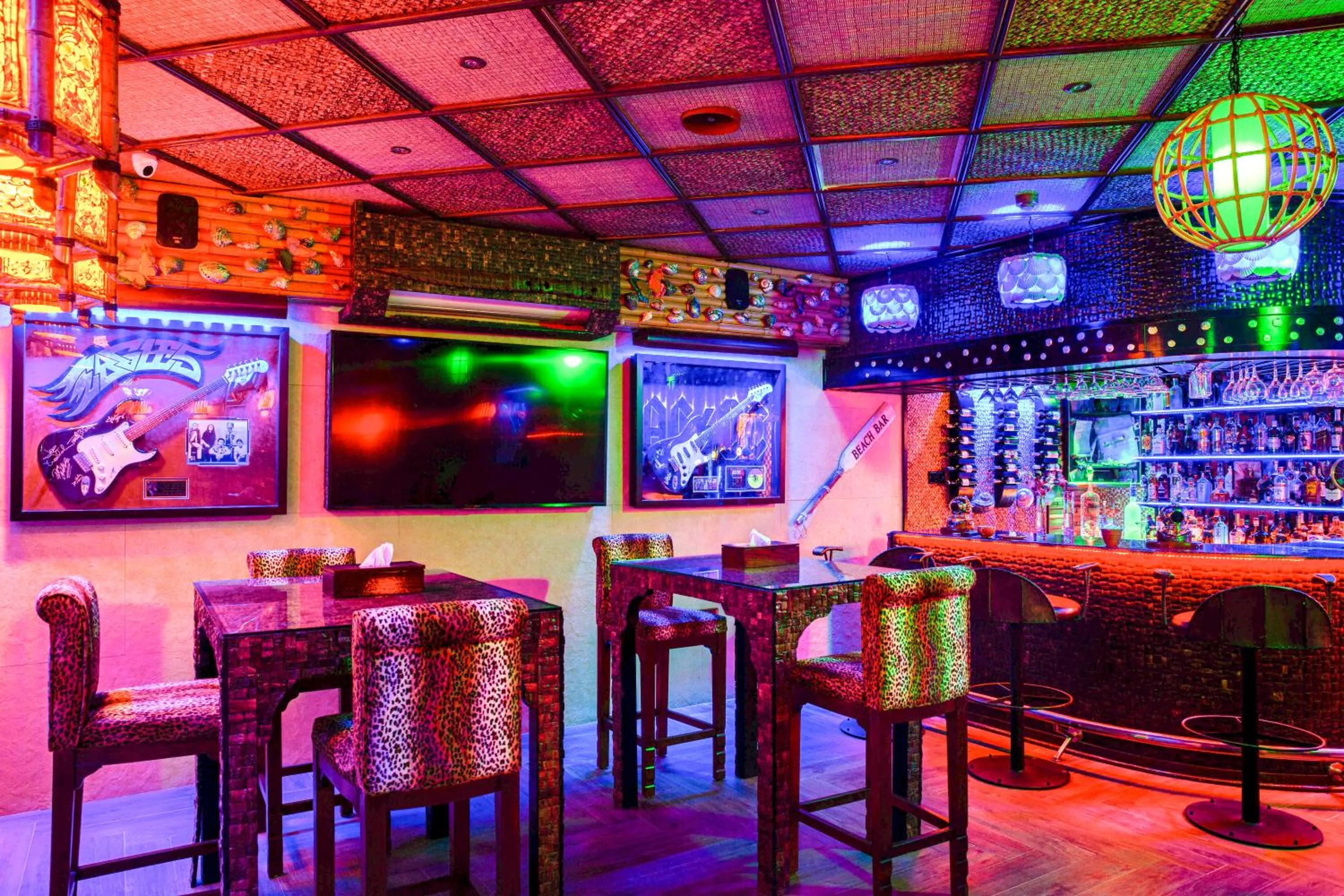 Lounge or bar in Elite Seef Residence And Hotel