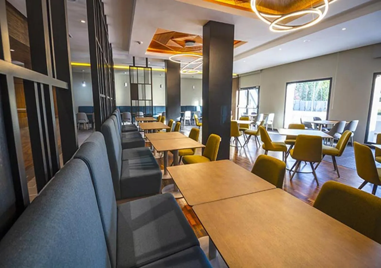 Restaurant/places to eat in ZEPHYR Ifrane