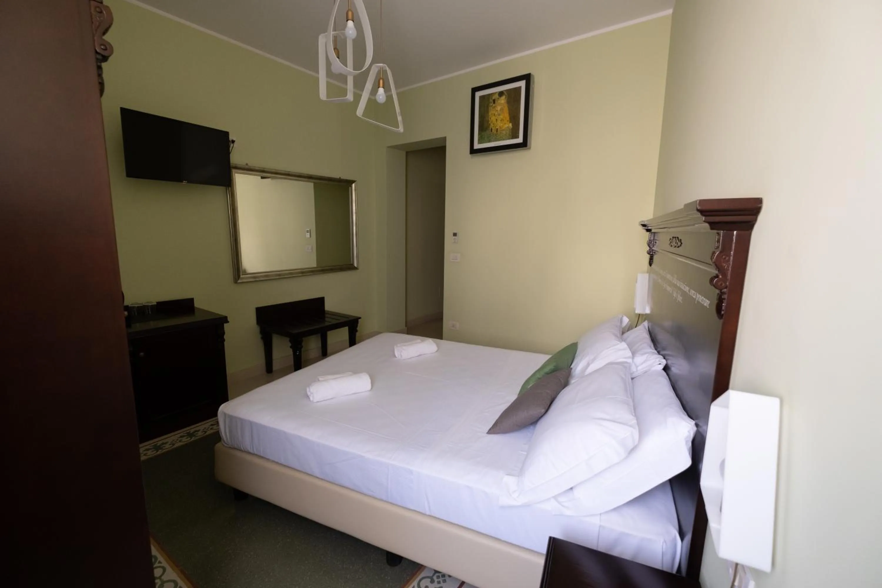 Bedroom, Bed in Hotel Borgo di Ciàula