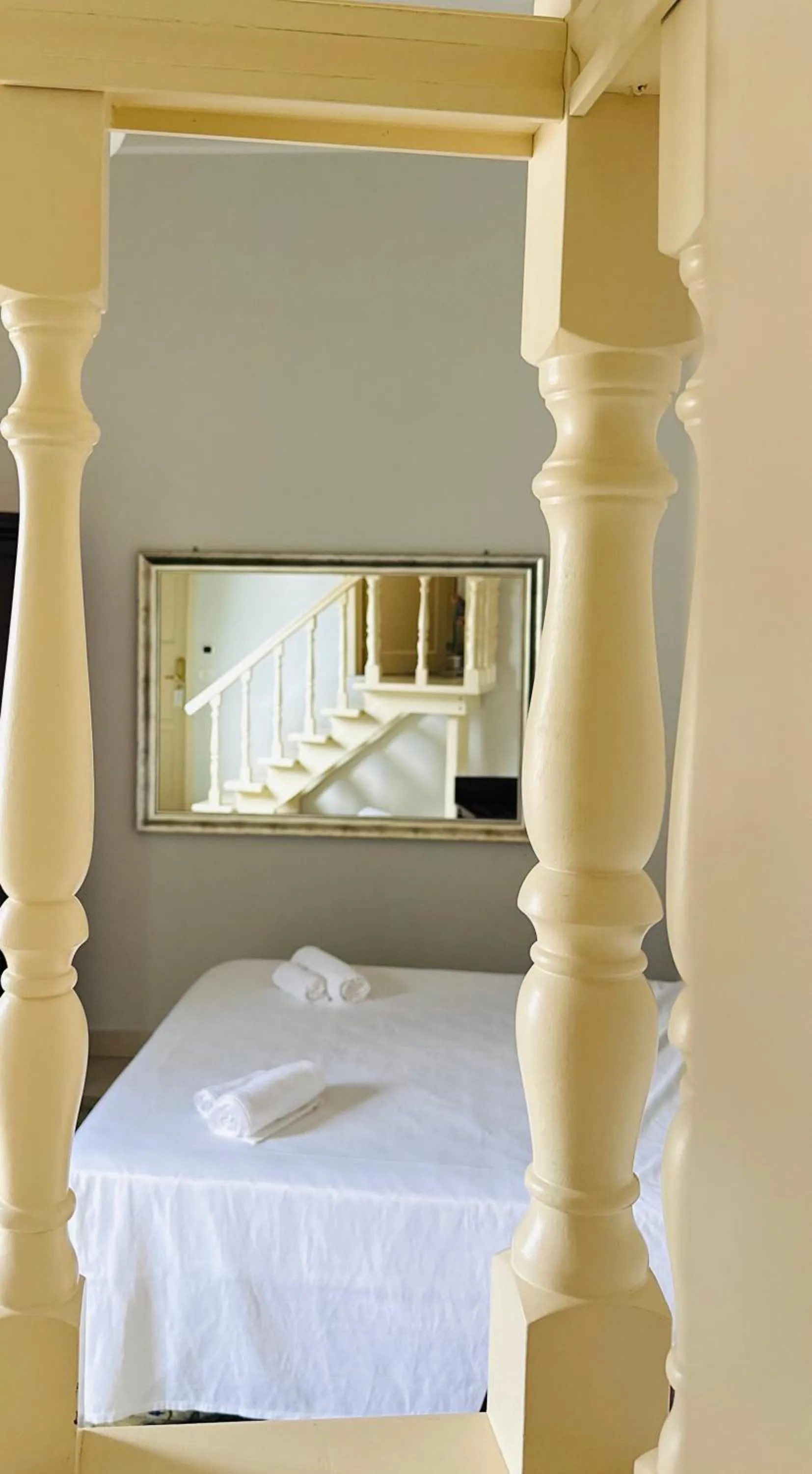 Bed in Hotel Borgo di Ciàula