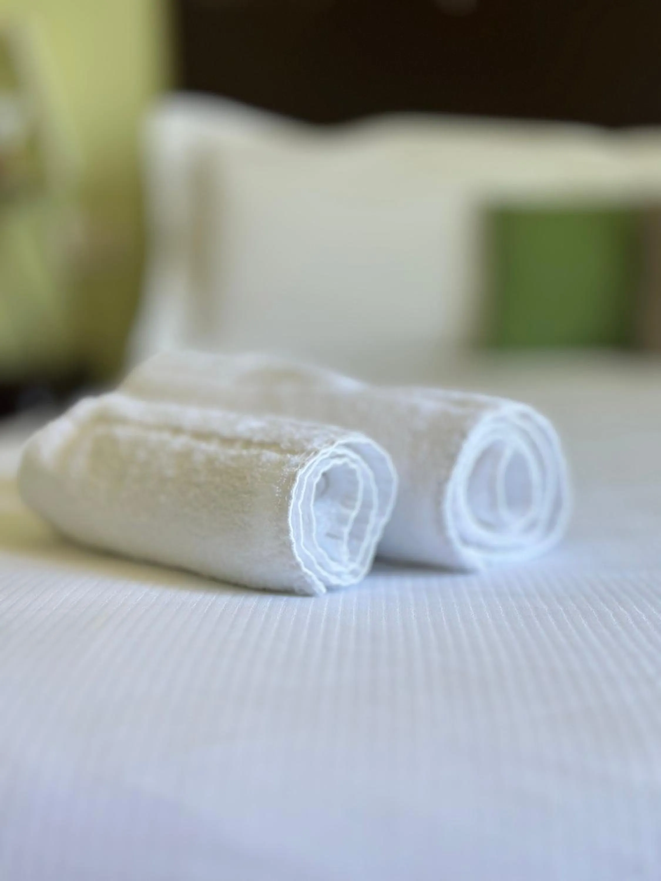 towels, Bed in Hotel Borgo di Ciàula