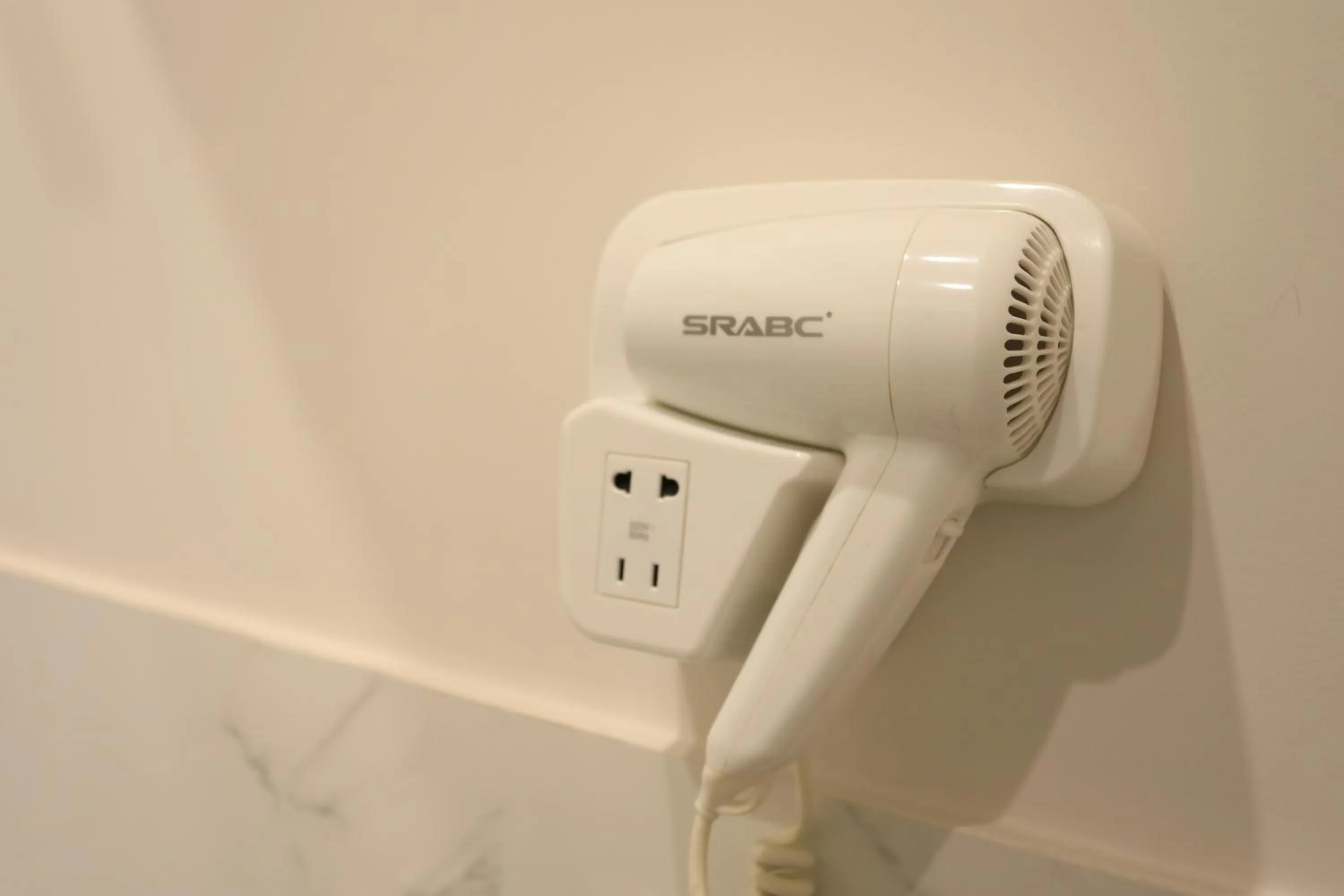 hair dryier in B&B Costa degli Dei