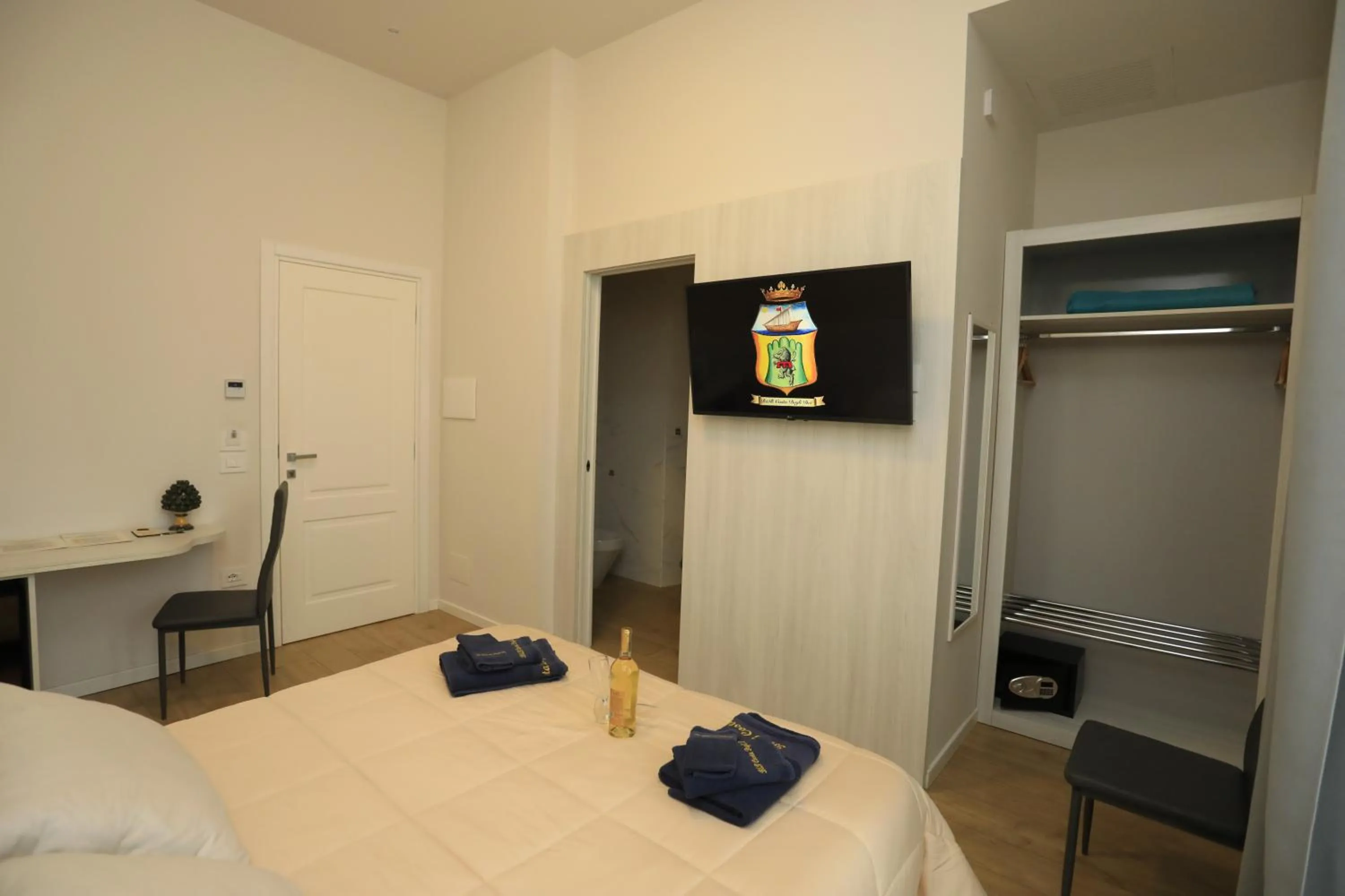 Bedroom, Bed in B&B Costa degli Dei