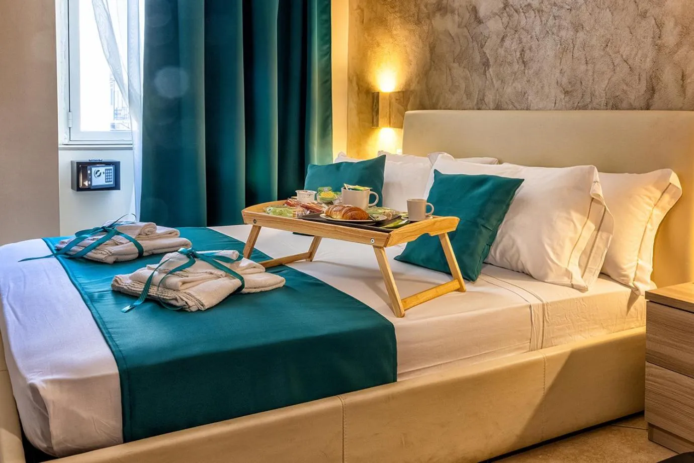 Photo of the whole room, Bed in Re Diego