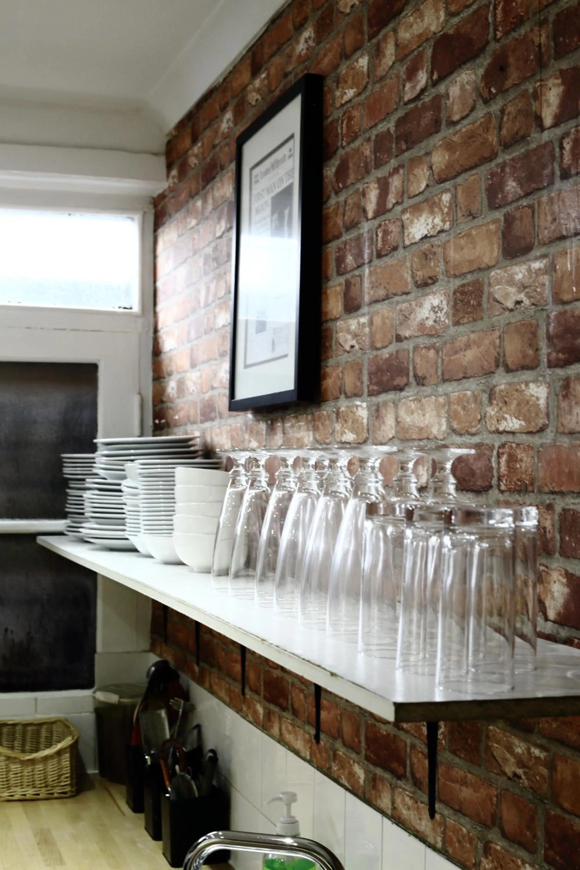 Communal kitchen in Central Backpackers