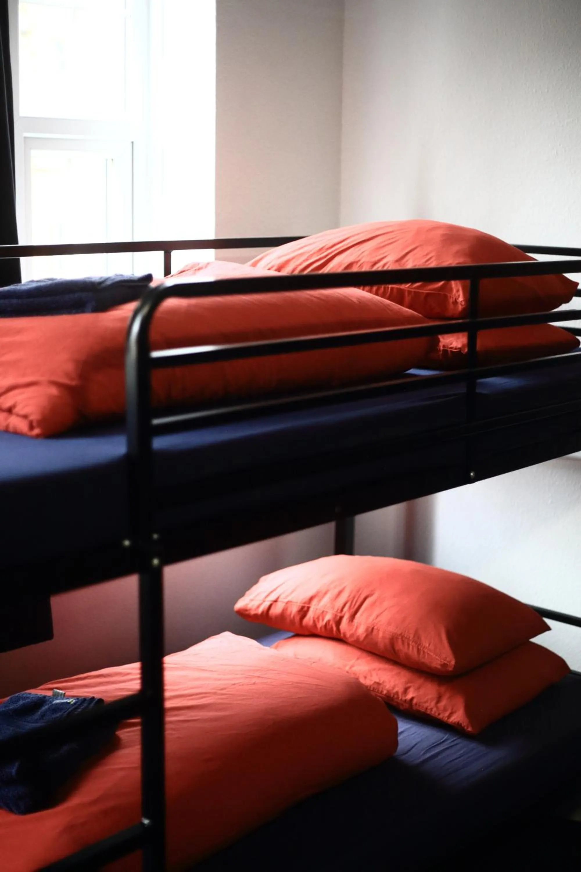 bunk bed, Bed in Central Backpackers