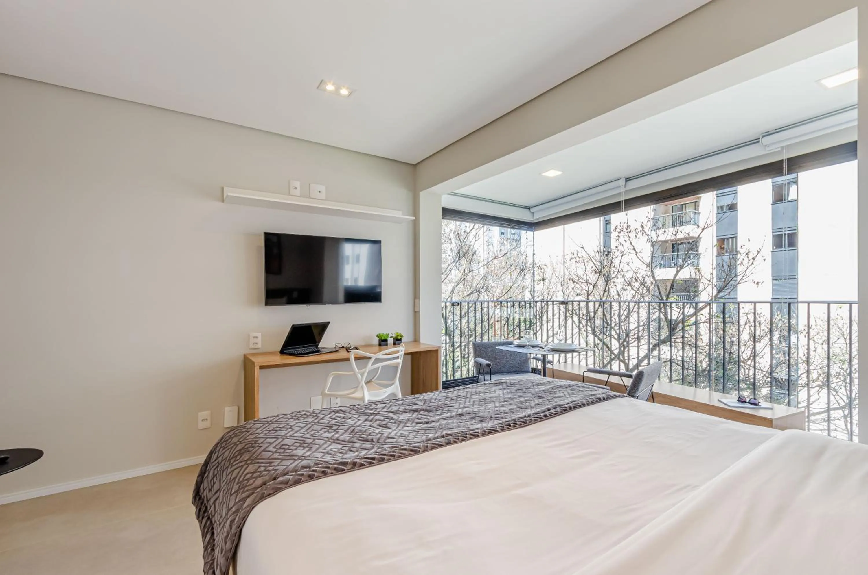 Bed in Charlie Itaim Bueno Brandão