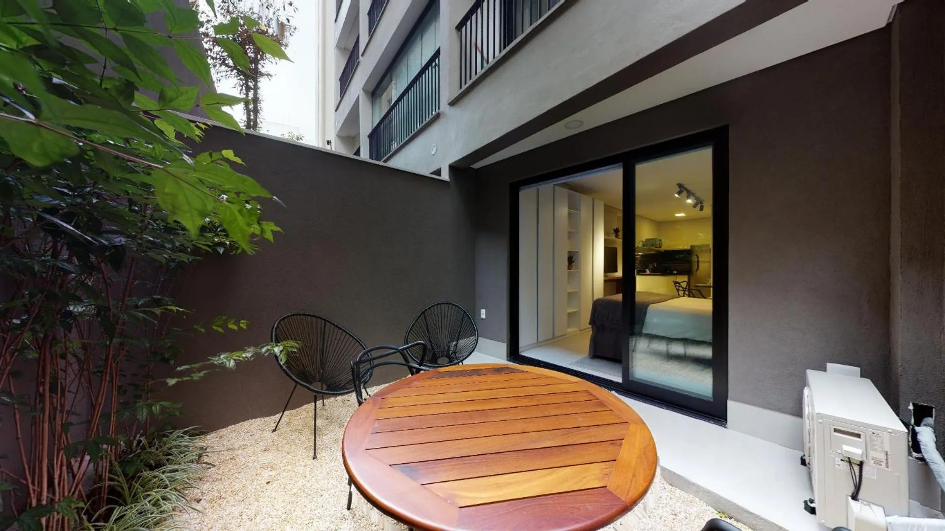 Day in Charlie Itaim Bueno Brandão