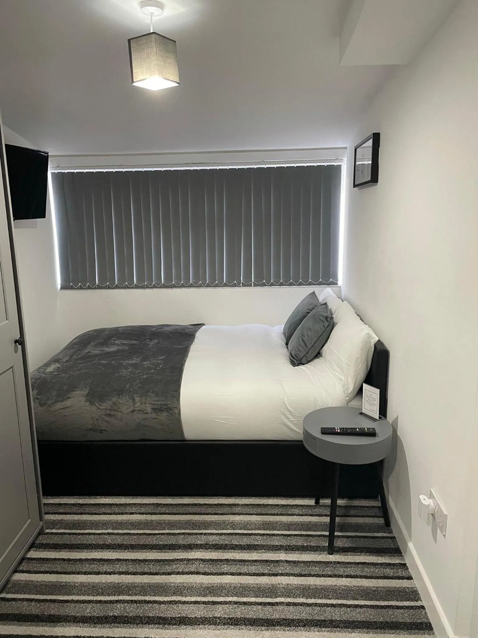 Bedroom, Bed in Wisteria Studio