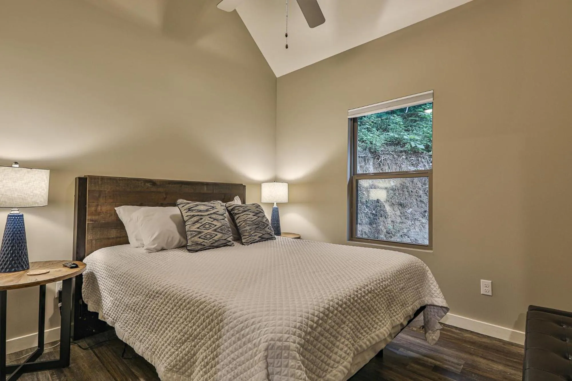 Bed in Villas at Gingershack Farms