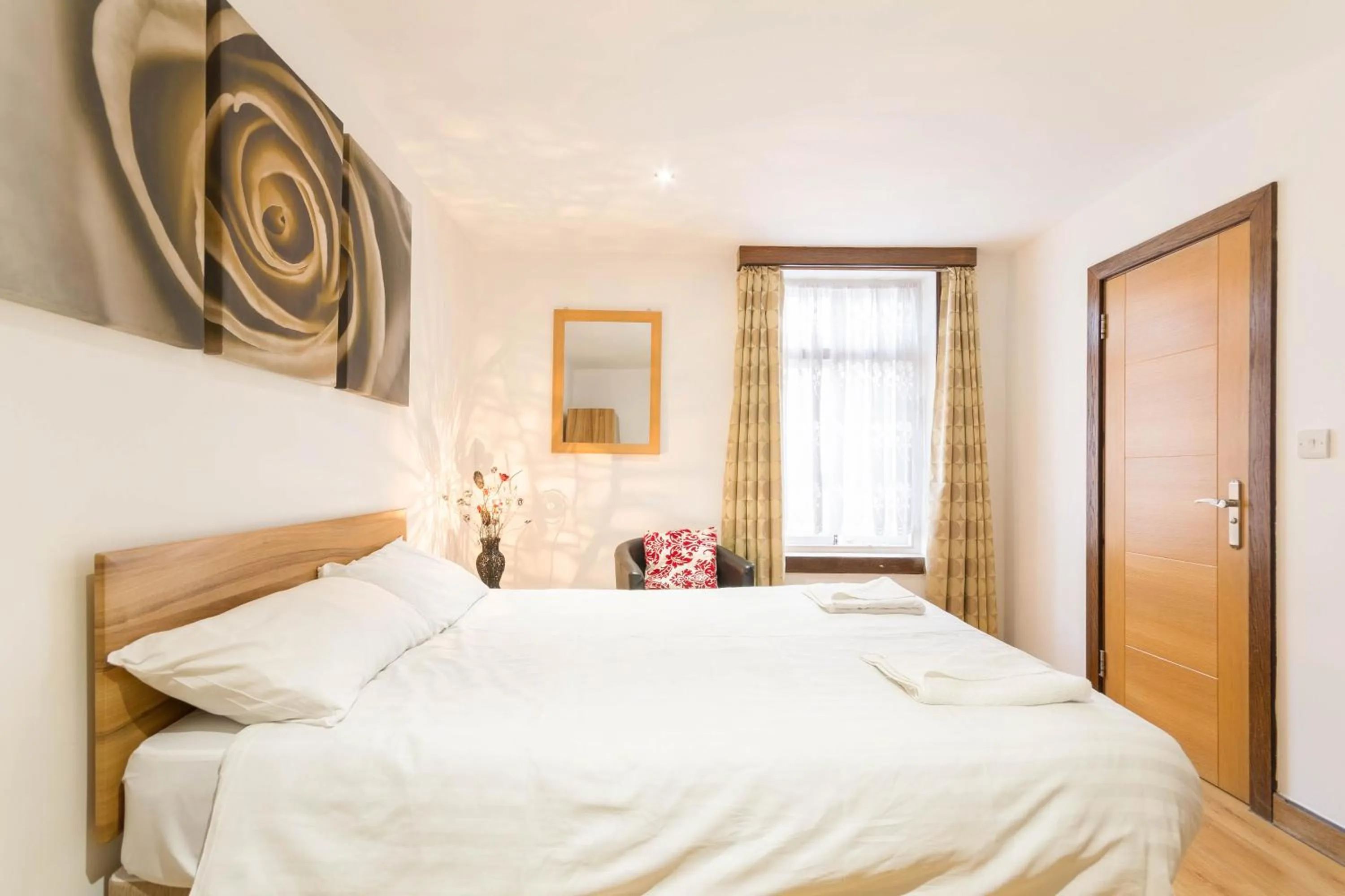 Bed in Brick Lane Hotel