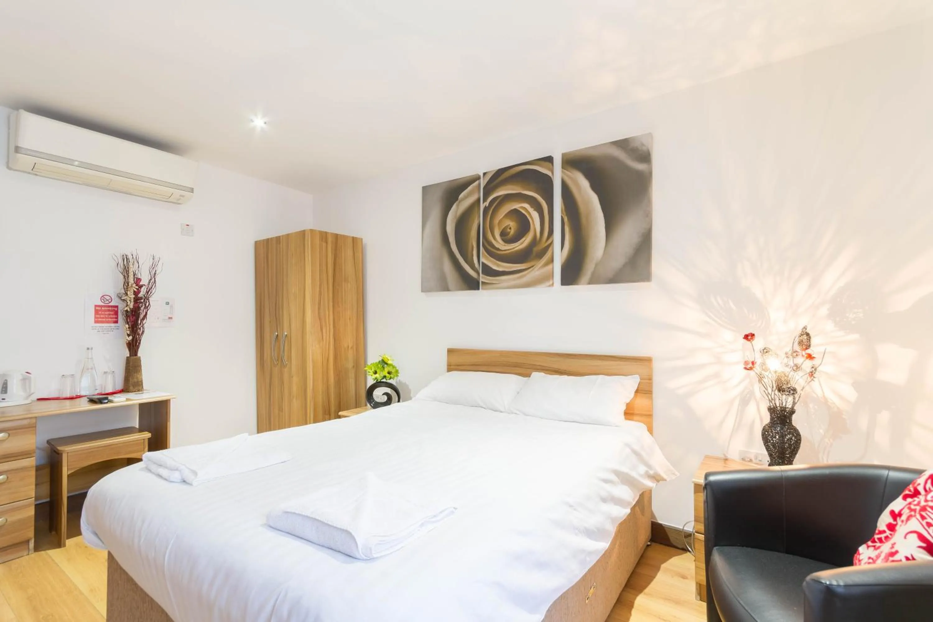 Bed in Brick Lane Hotel