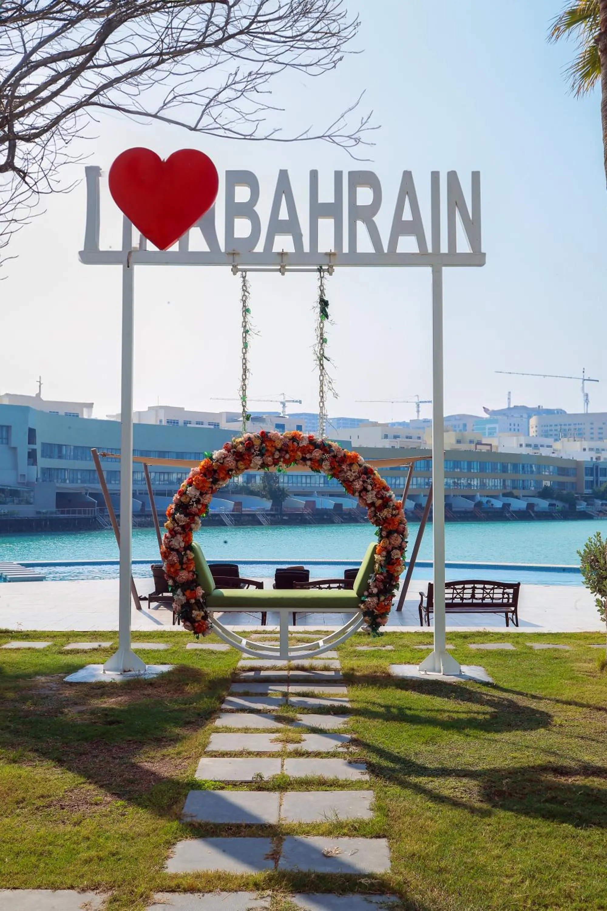 Evening entertainment in Sea Loft Villas