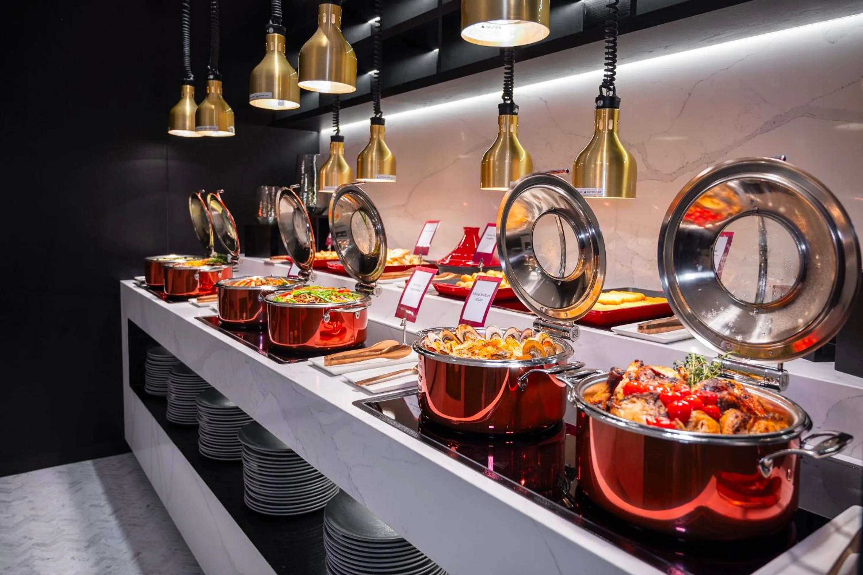 Restaurant/places to eat in Rose Rayhaan by Rotana - Dubai