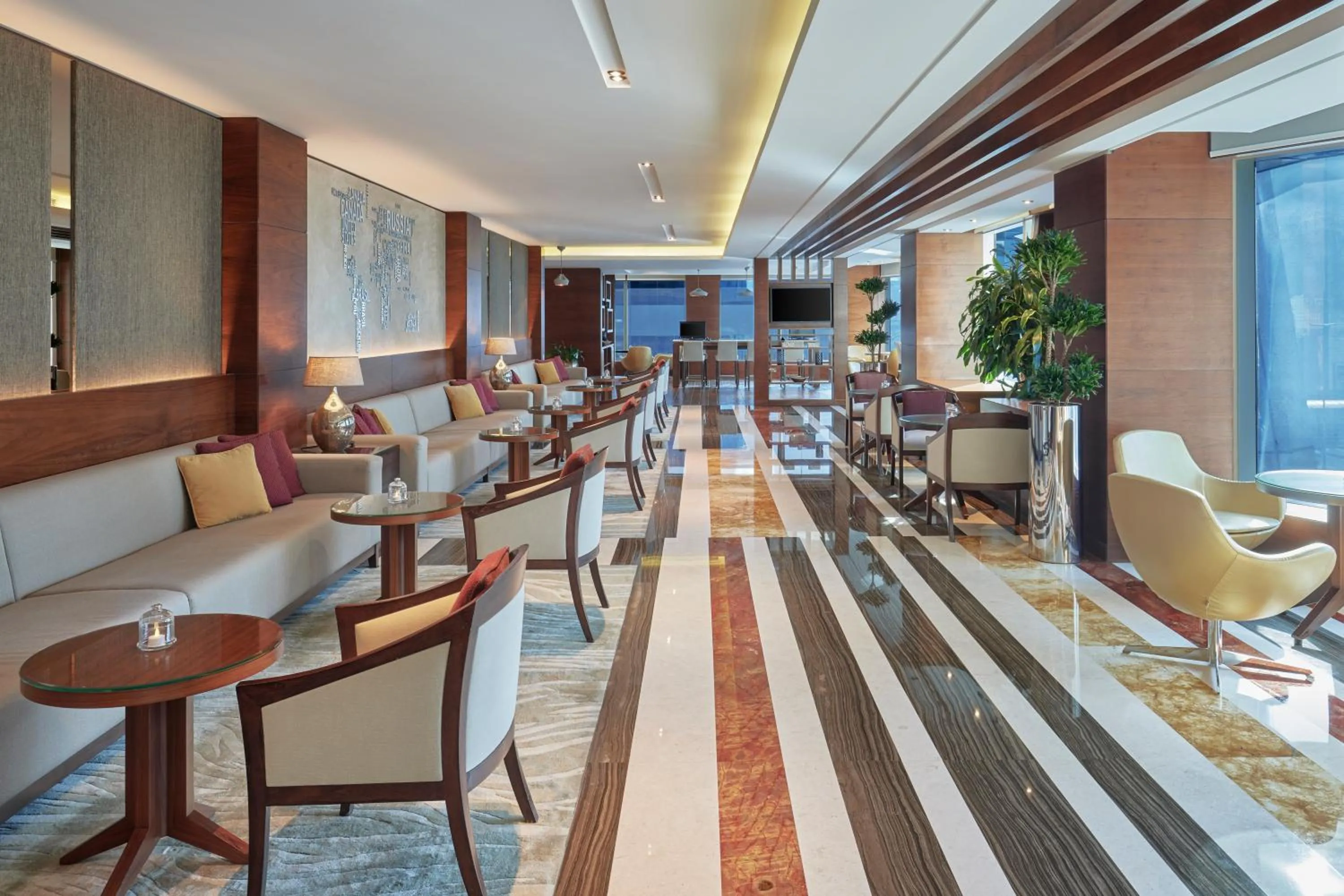 Lounge or bar in Rose Rayhaan by Rotana - Dubai