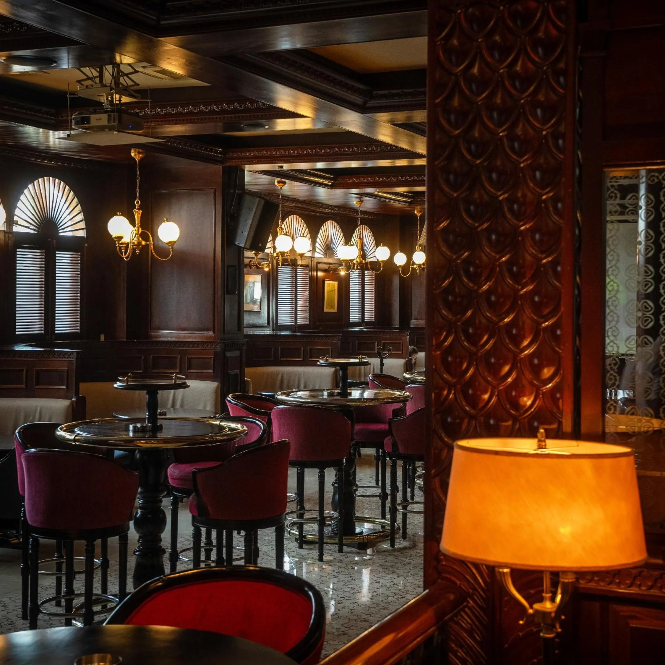 Restaurant/places to eat in Media Rotana Dubai