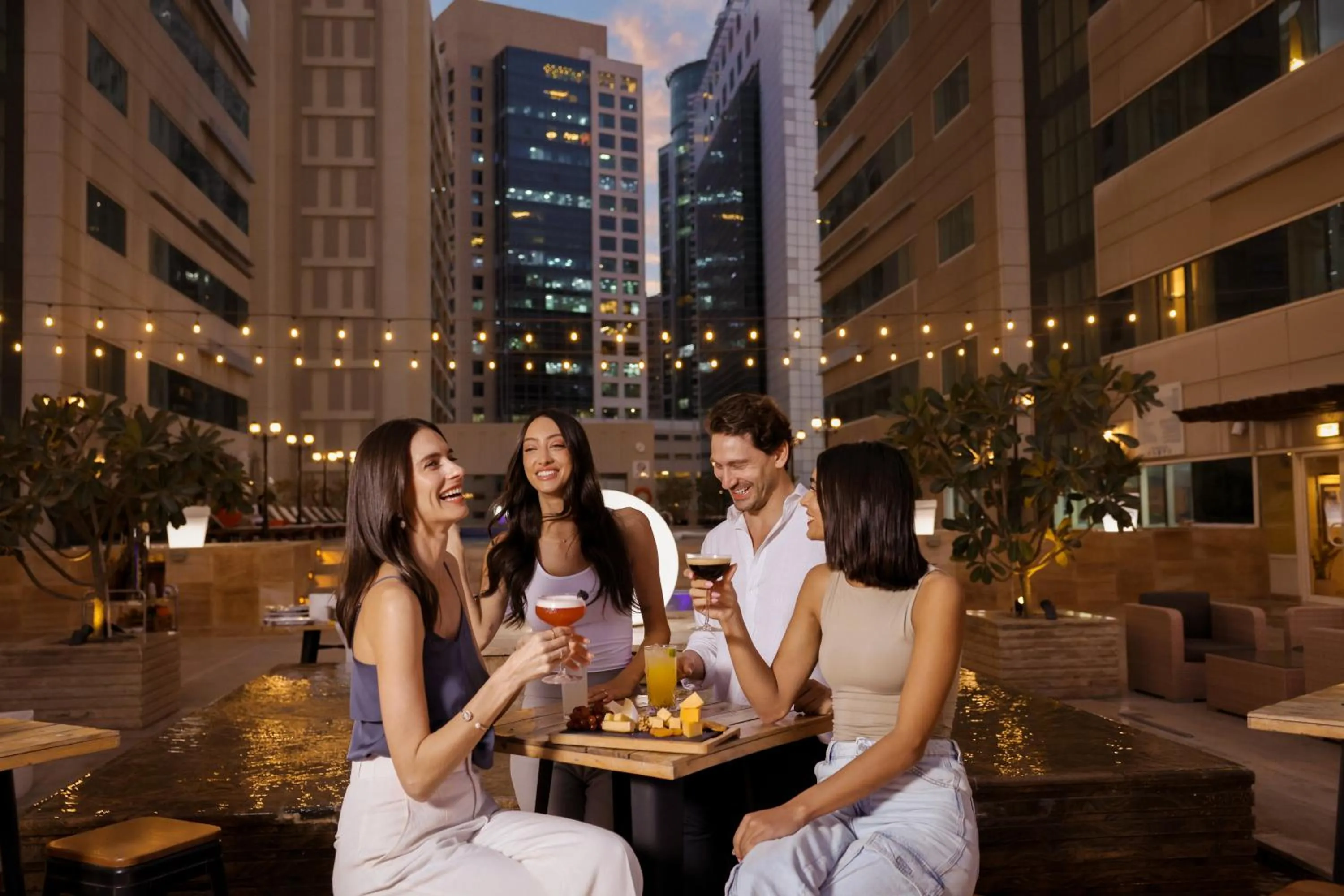 Lounge or bar in Media Rotana Dubai