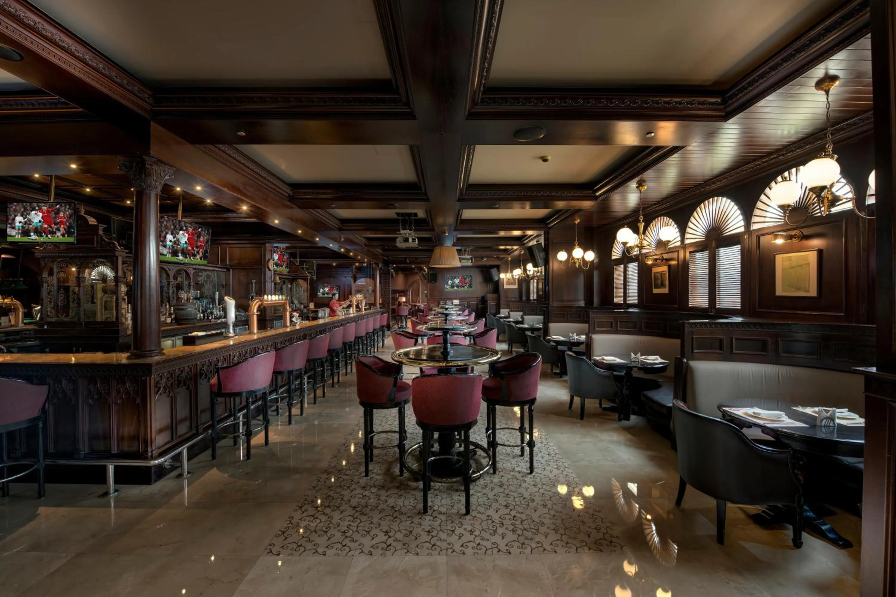 Lounge or bar in Media Rotana Dubai