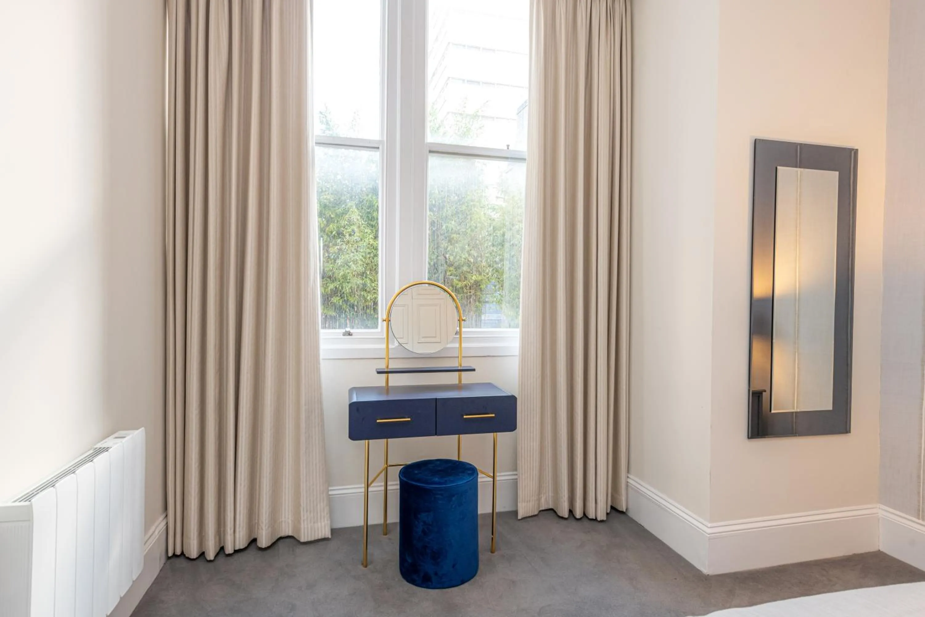 Area and facilities in 20 Hertford Street - Mayfair Apartments