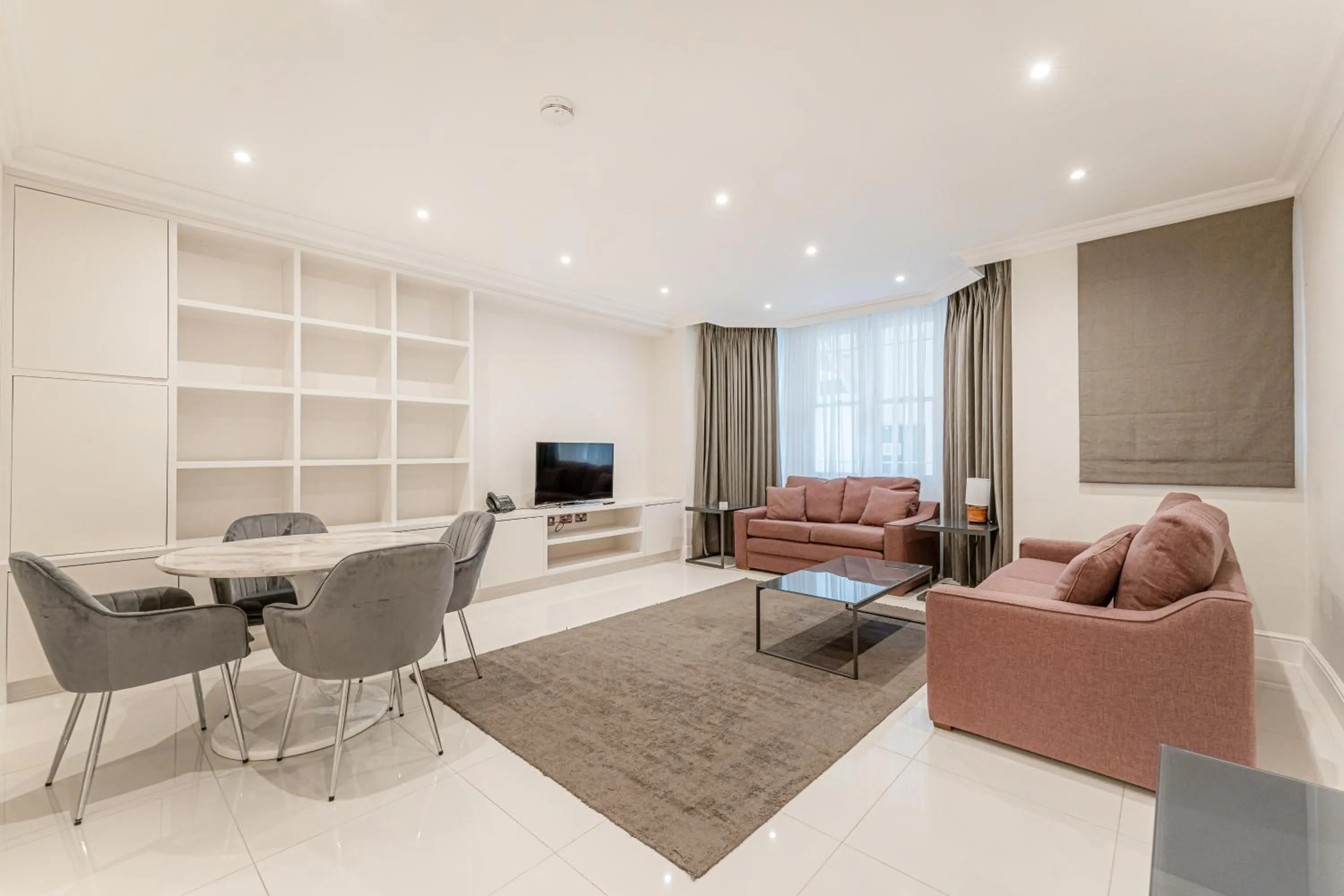 Living room in Chesham Court Knightsbridge