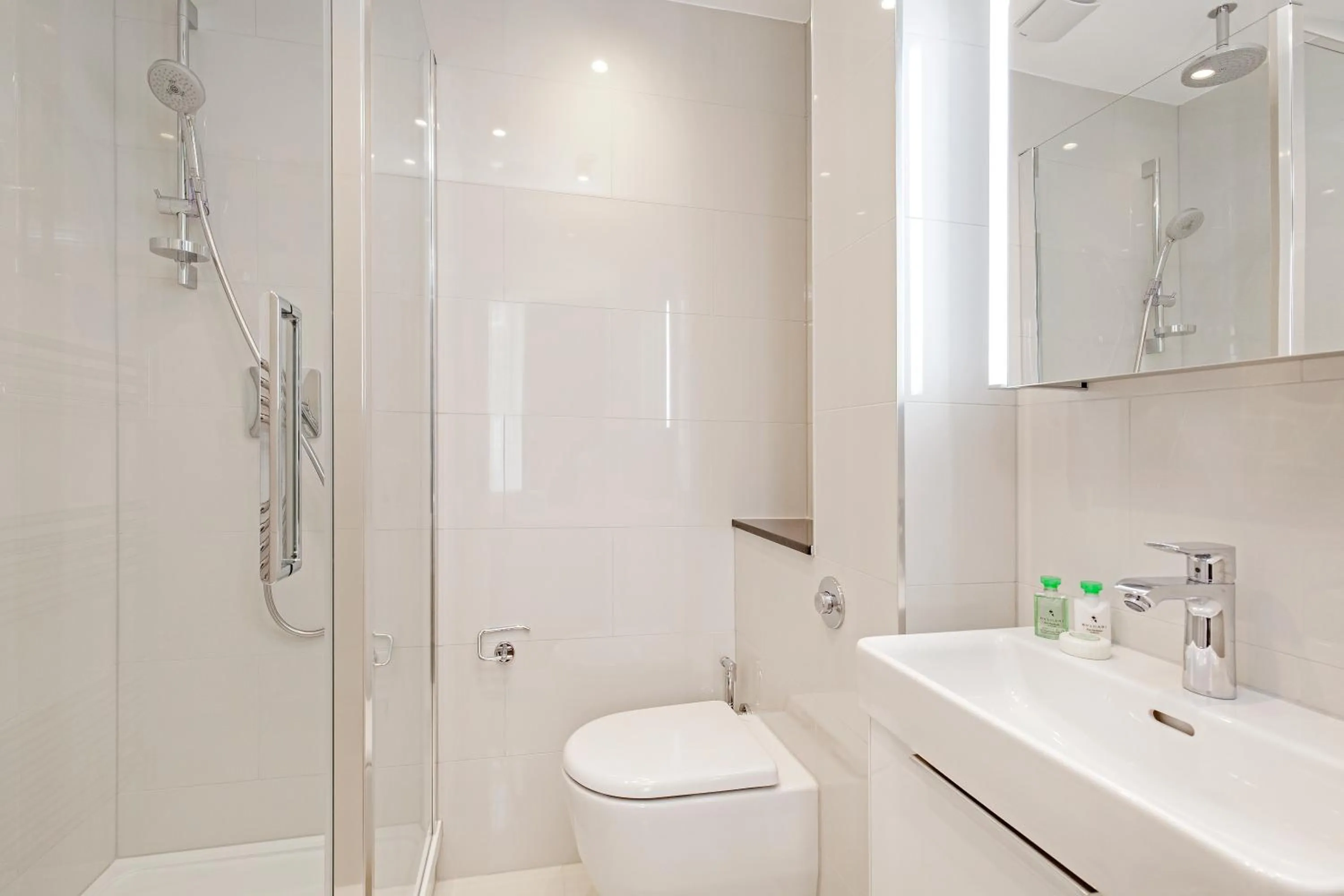 Shower in Chesham Court Knightsbridge