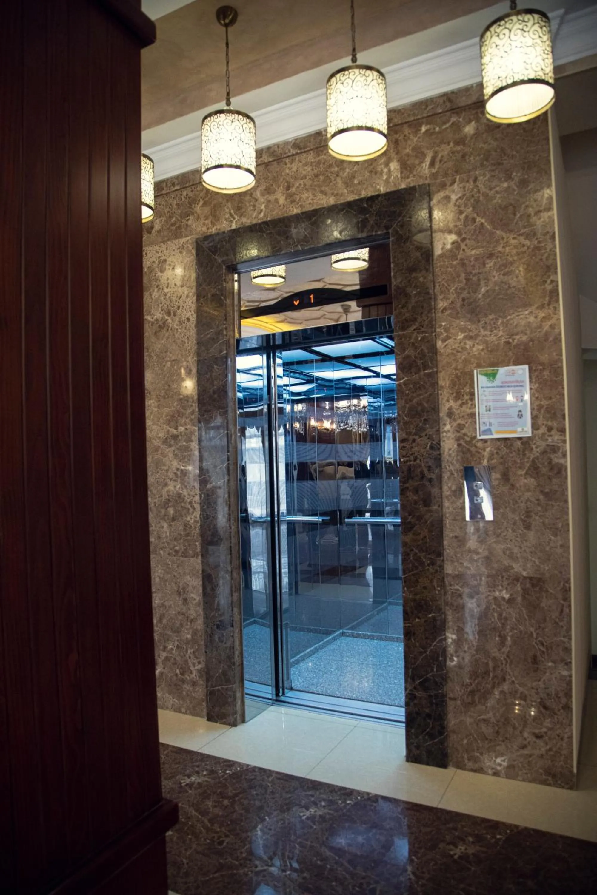 Lobby or reception in Capitol Hotel