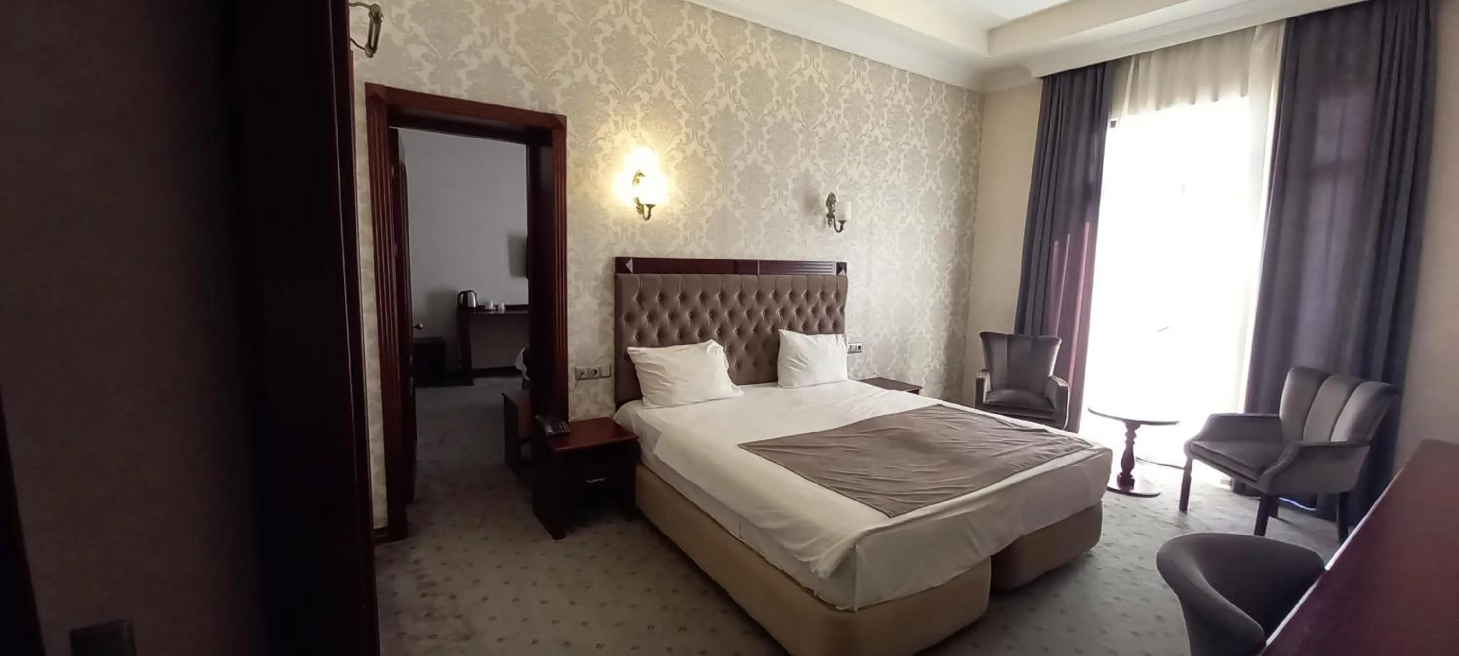 Bed in Capitol Hotel