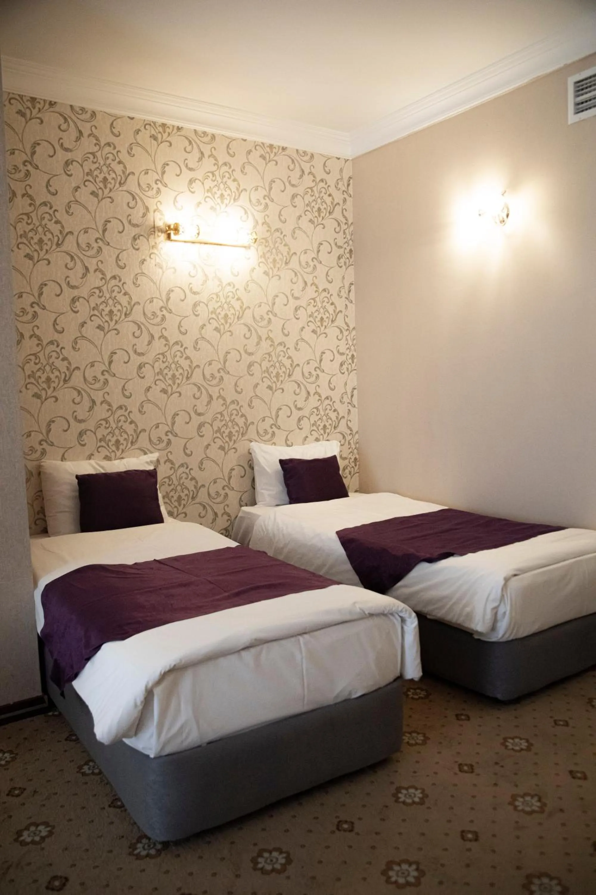 Bed in Capitol Hotel