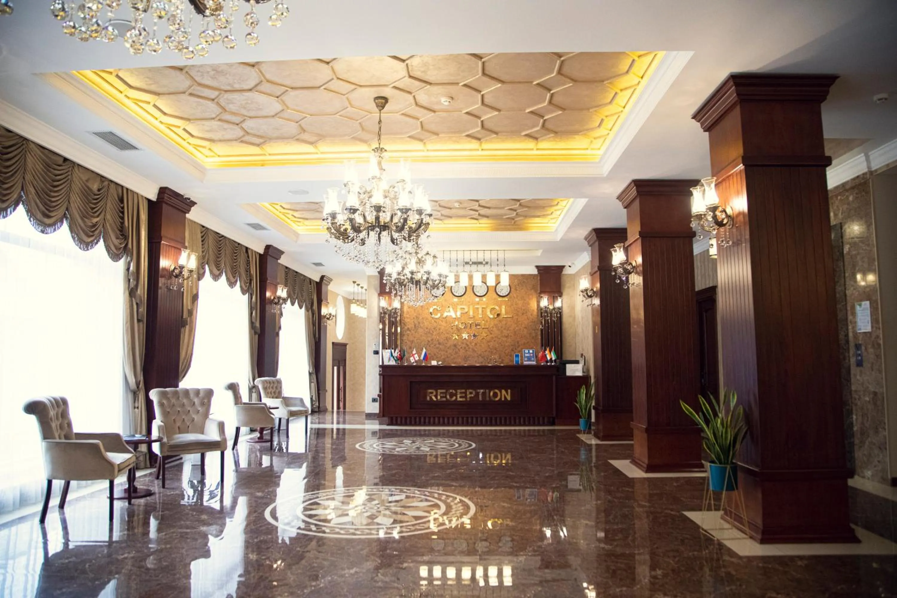 Lobby or reception in Capitol Hotel
