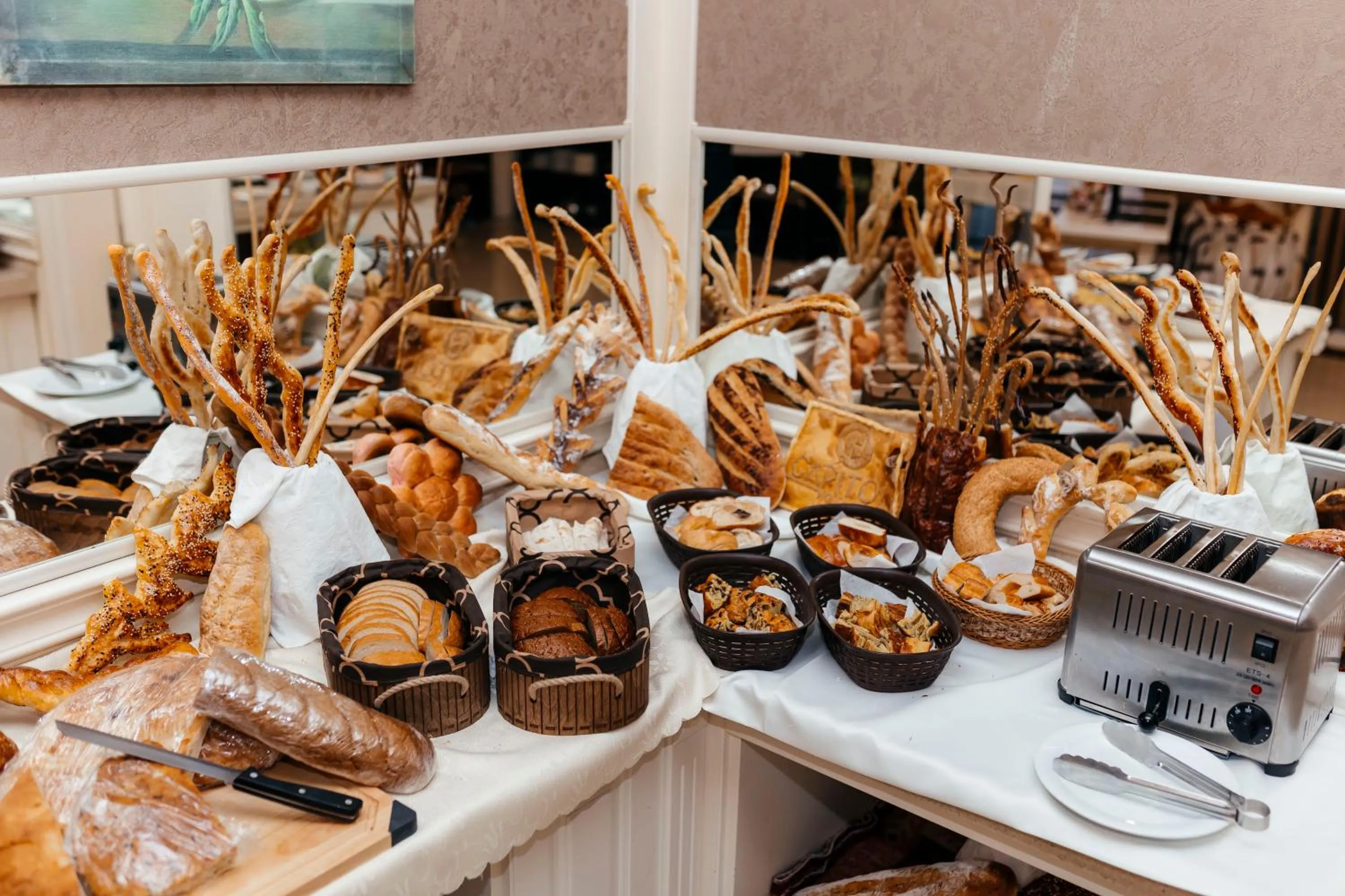 Breakfast in Capitol Hotel