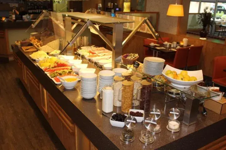 Restaurant/places to eat, Food in DAS HUDEWALD Hotel & Resort