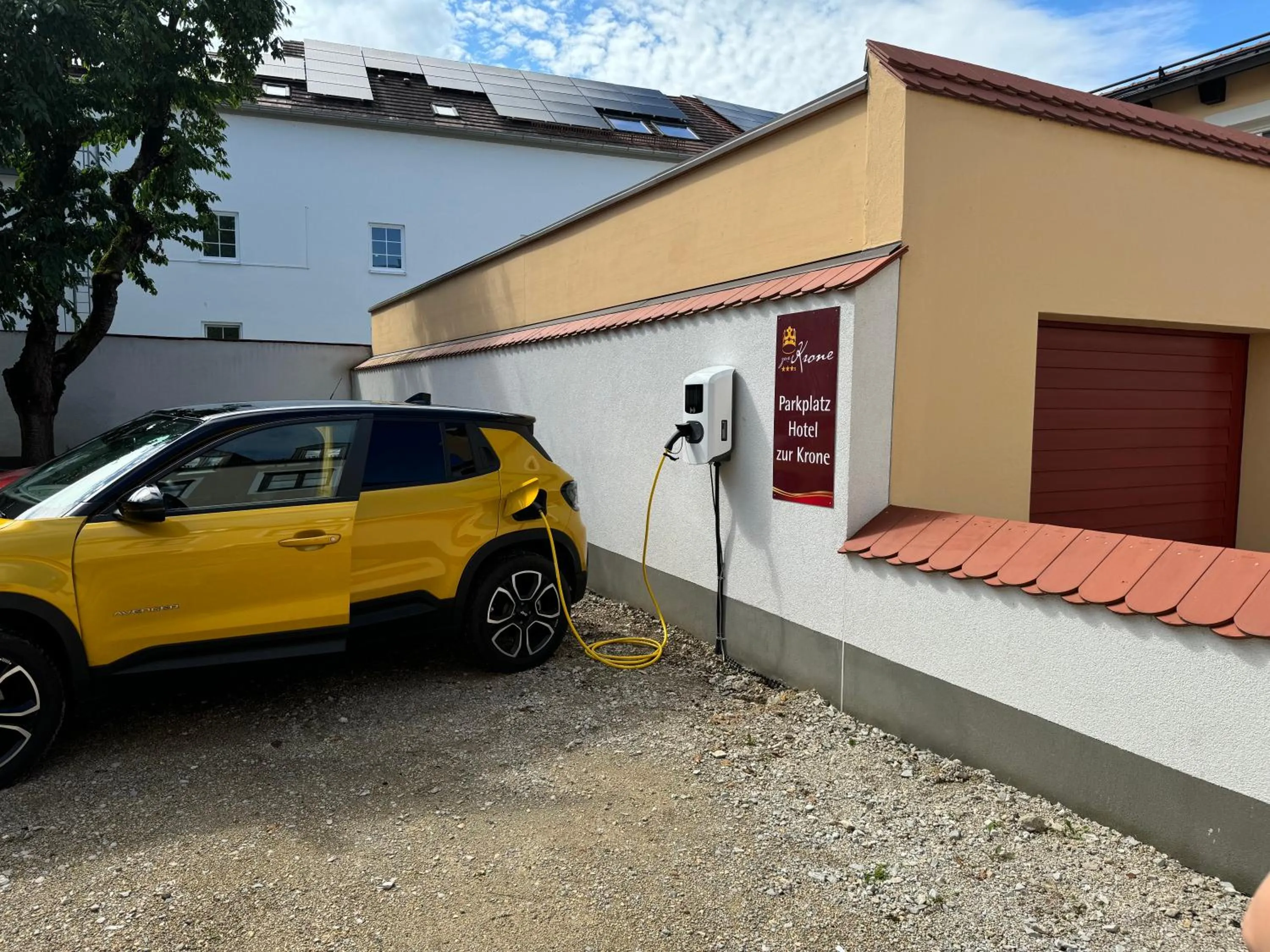 Property building in Hotel Zur Krone