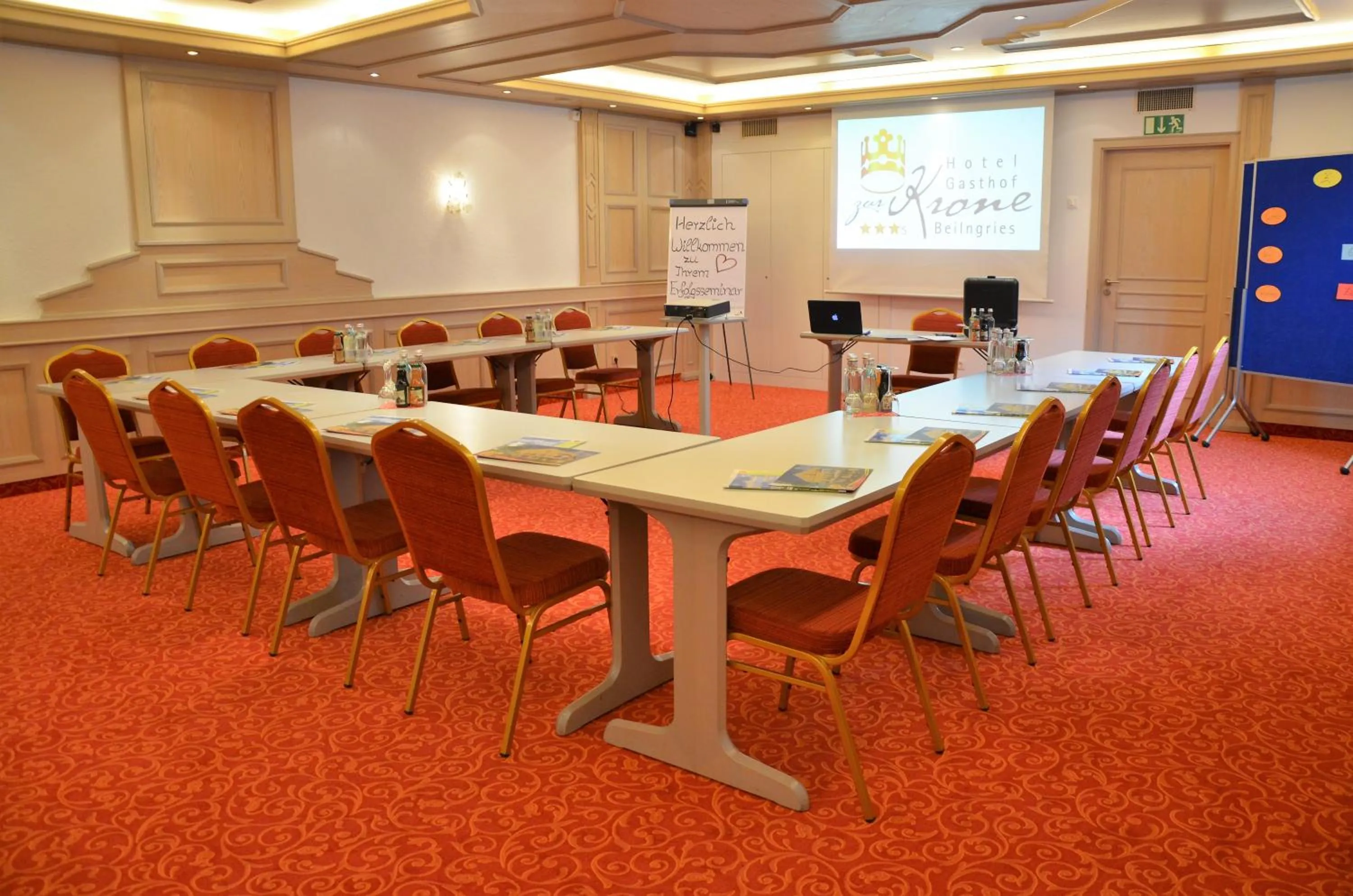 Photo of the whole room in Hotel Zur Krone