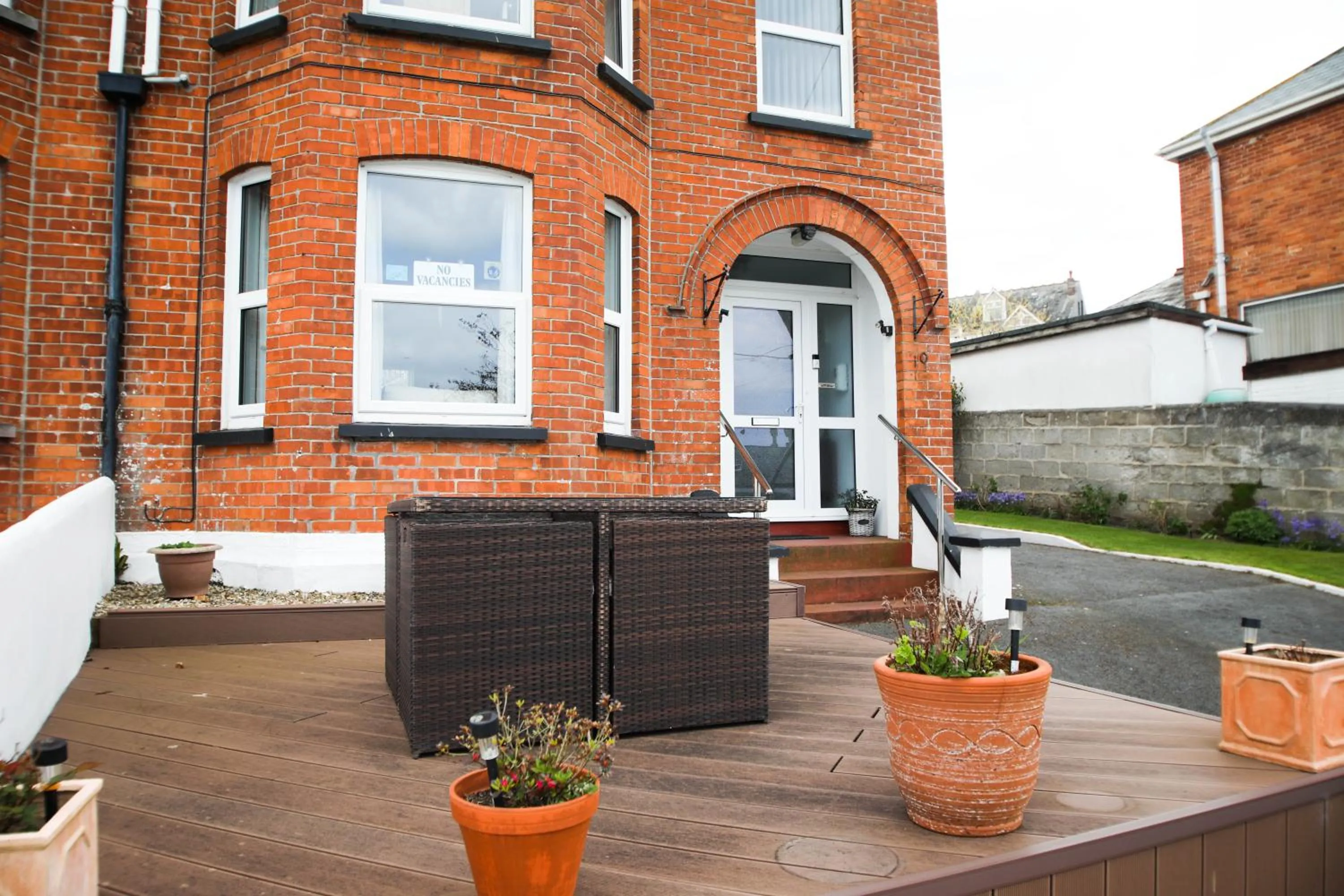 No 10 Treverbyn Road B & B