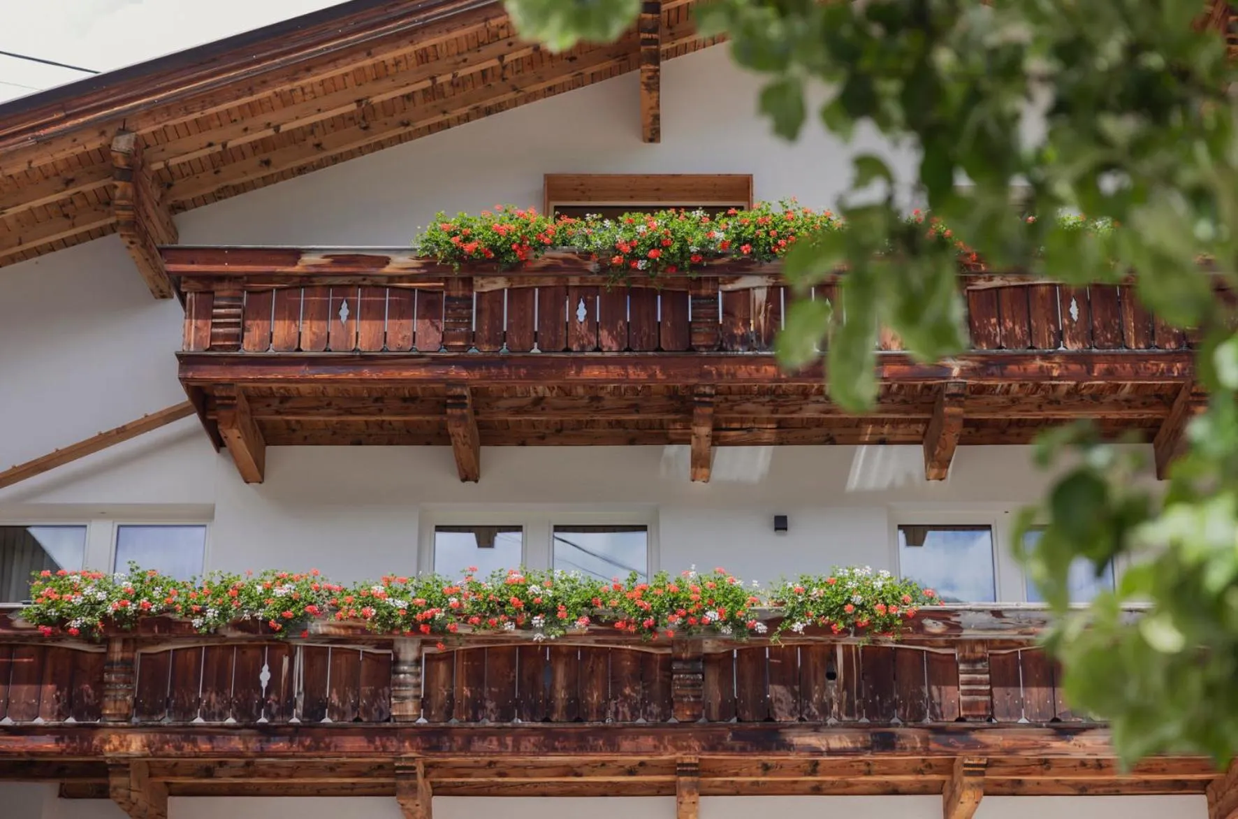 Facade/entrance in Alpen Gasthof Apartments Hohe Burg