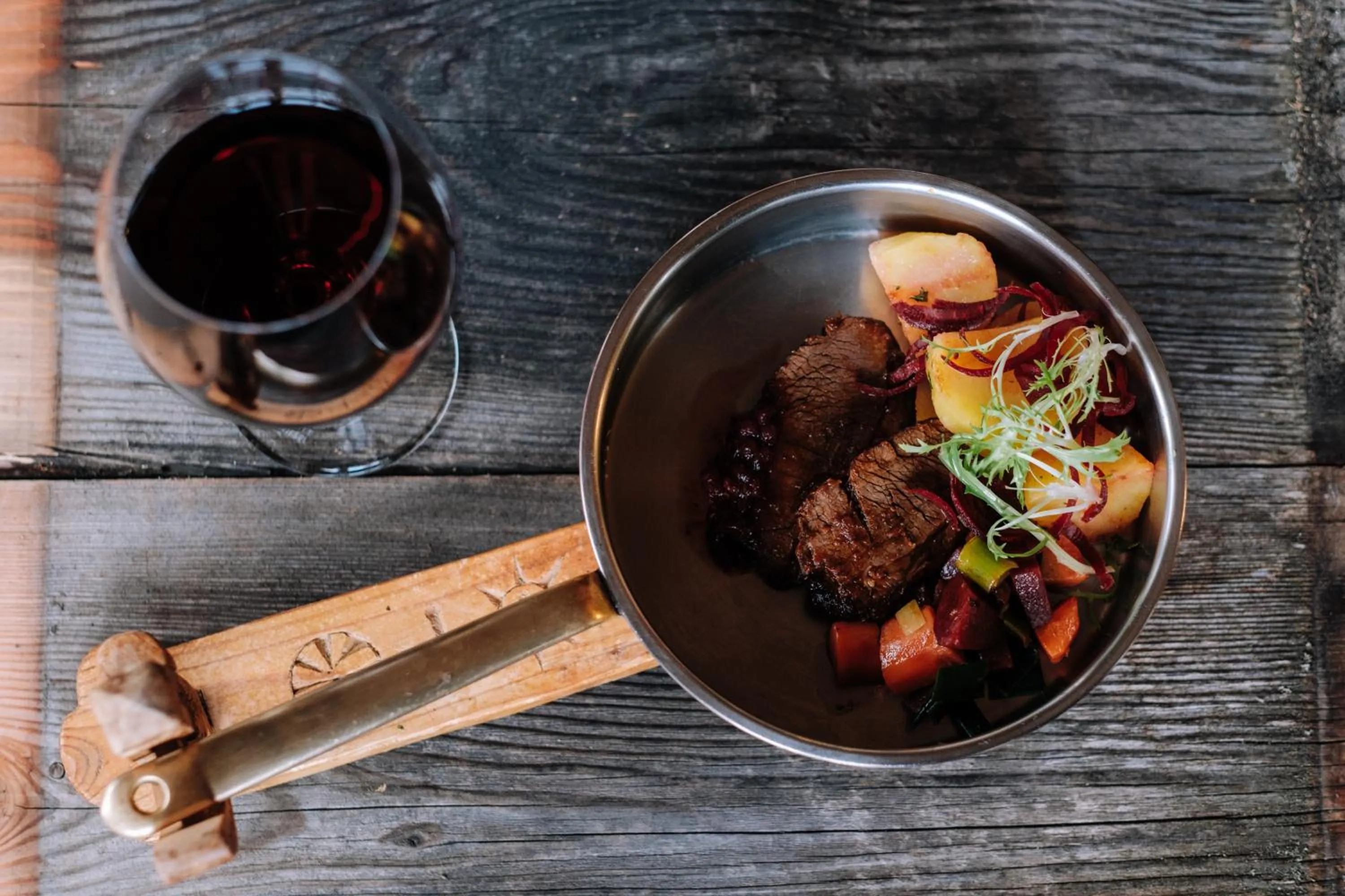 Restaurant/places to eat in Alpen Gasthof Apartments Hohe Burg