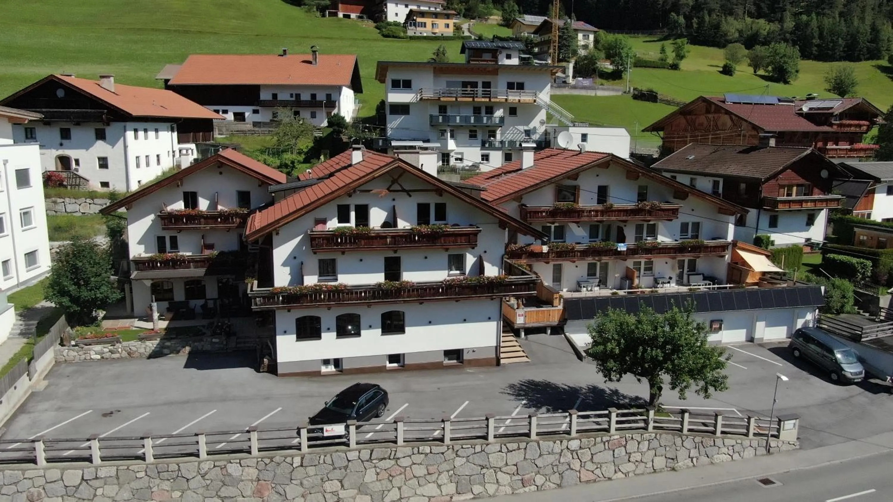 Property building in Alpen Gasthof Apartments Hohe Burg
