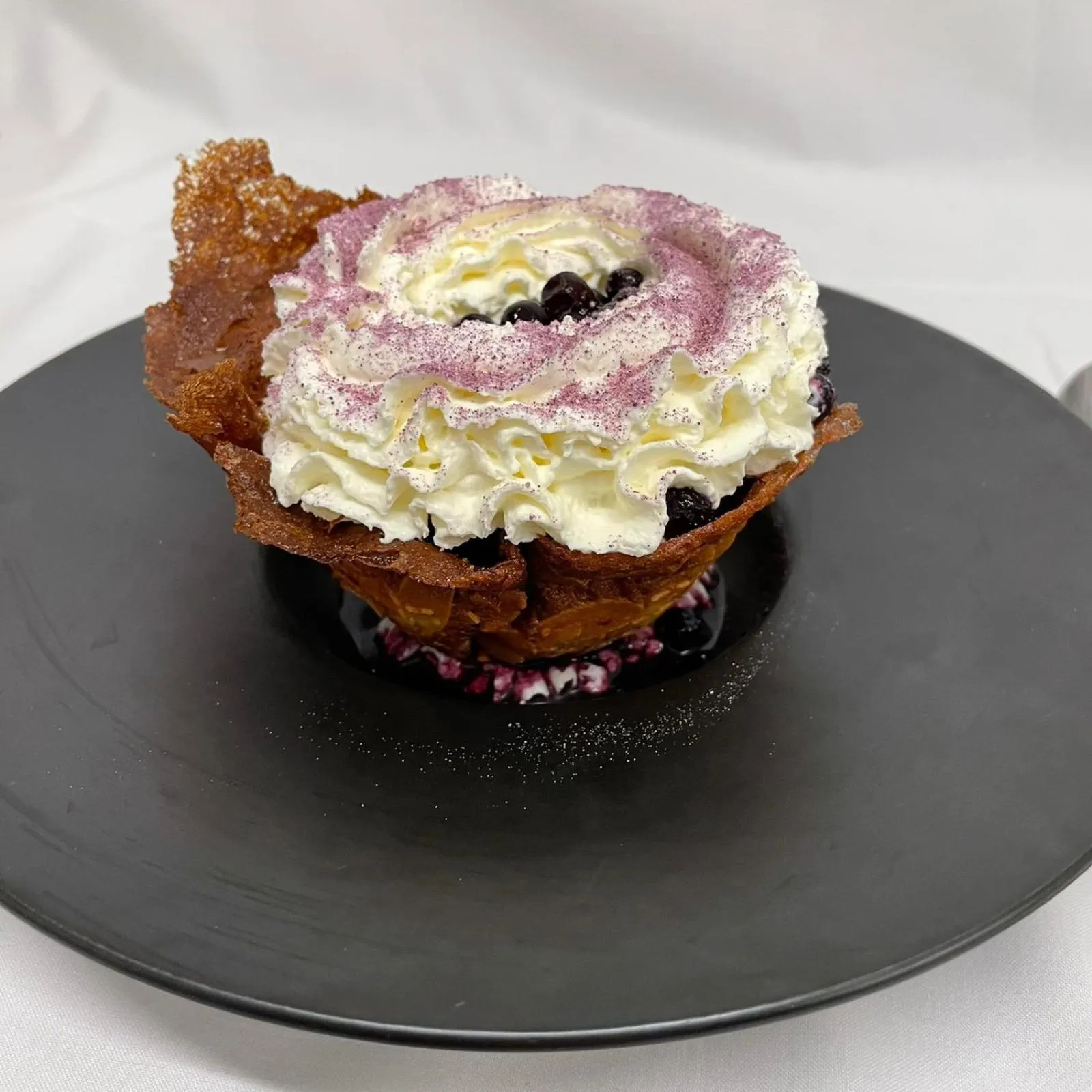 Restaurant/places to eat in Hôtel Restaurant Le Grillon